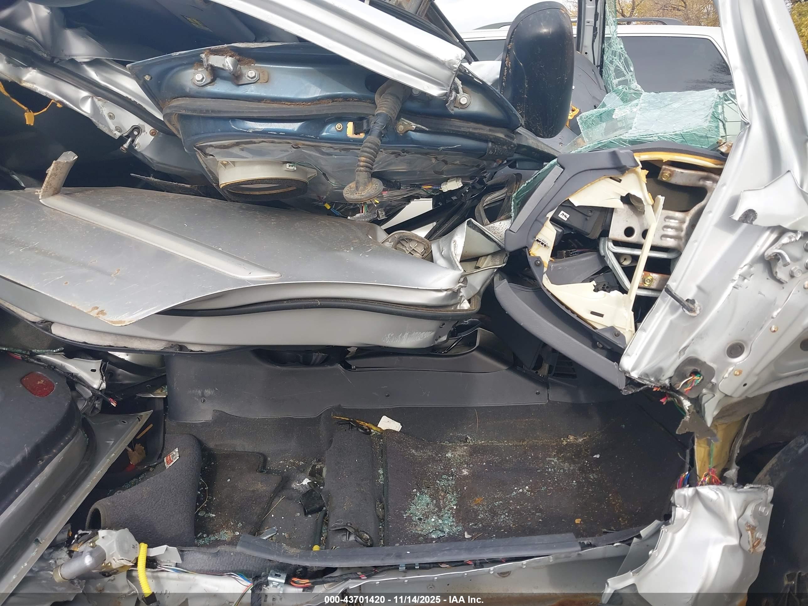 HYUNDAI ELANTRA image 5