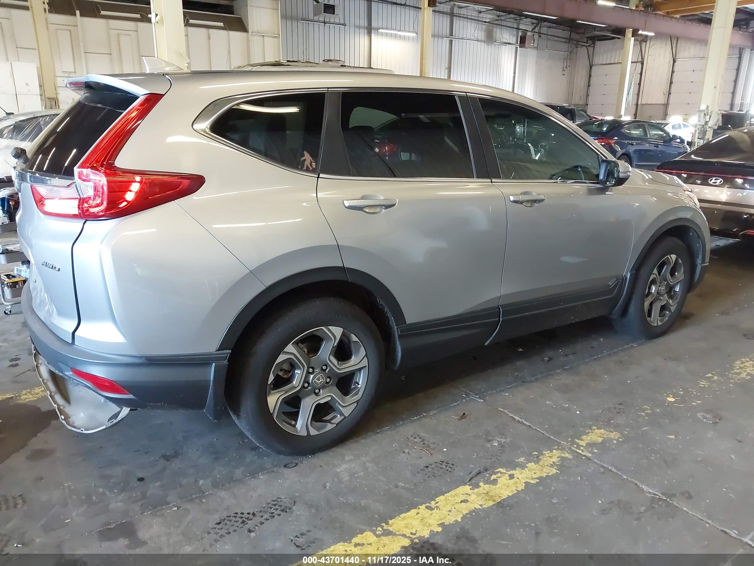 HONDA CR-V image 4