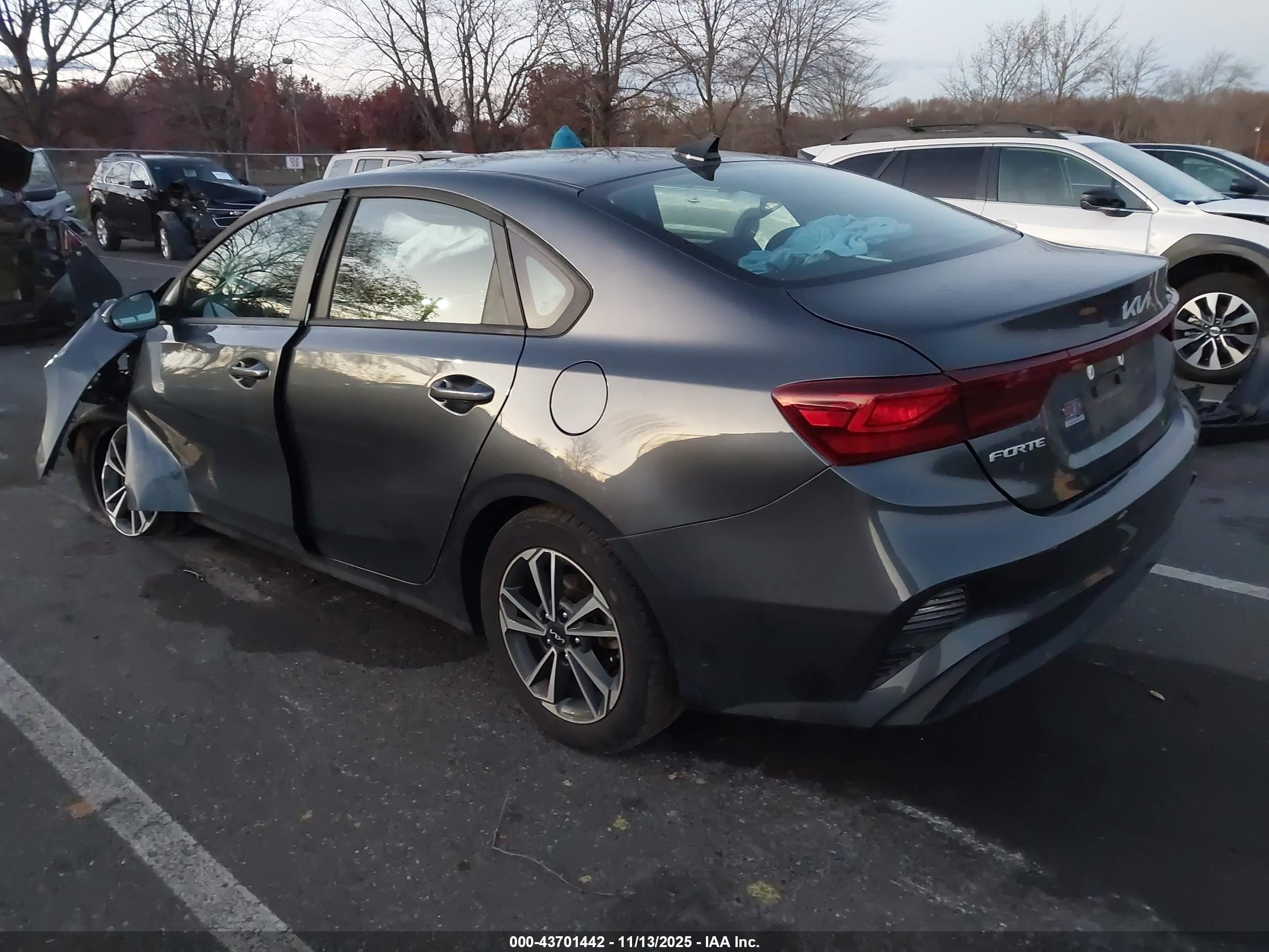 KIA FORTE image 3