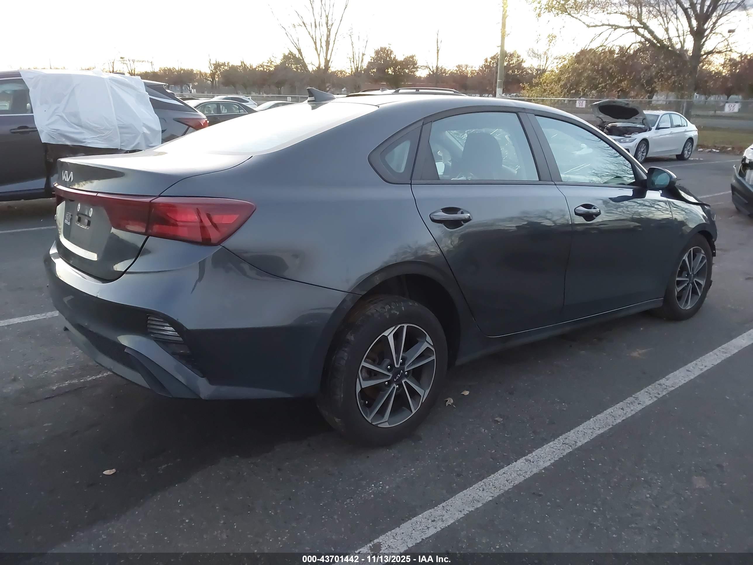 KIA FORTE image 4