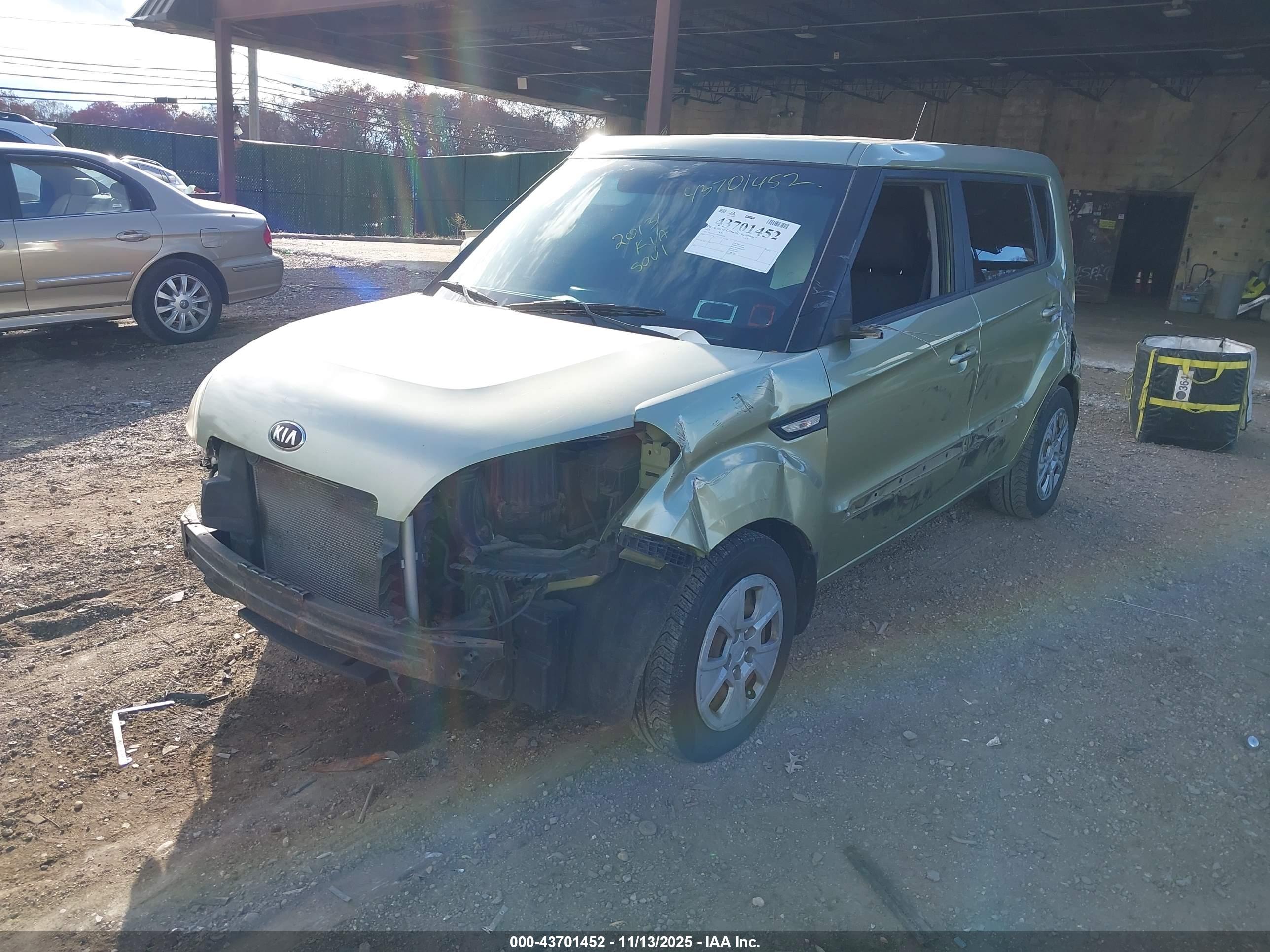 KIA SOUL image 2