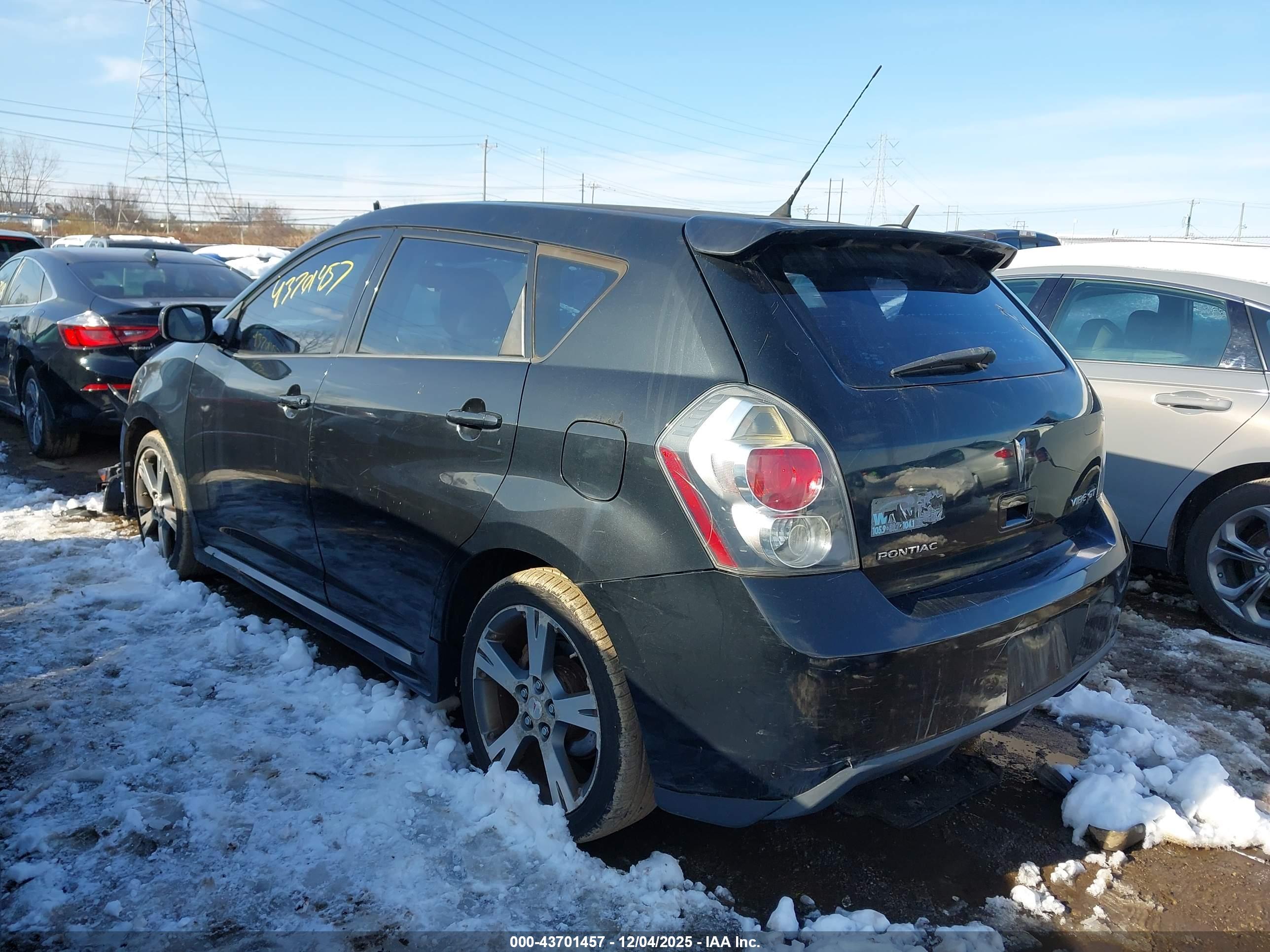 PONTIAC VIBE image 3