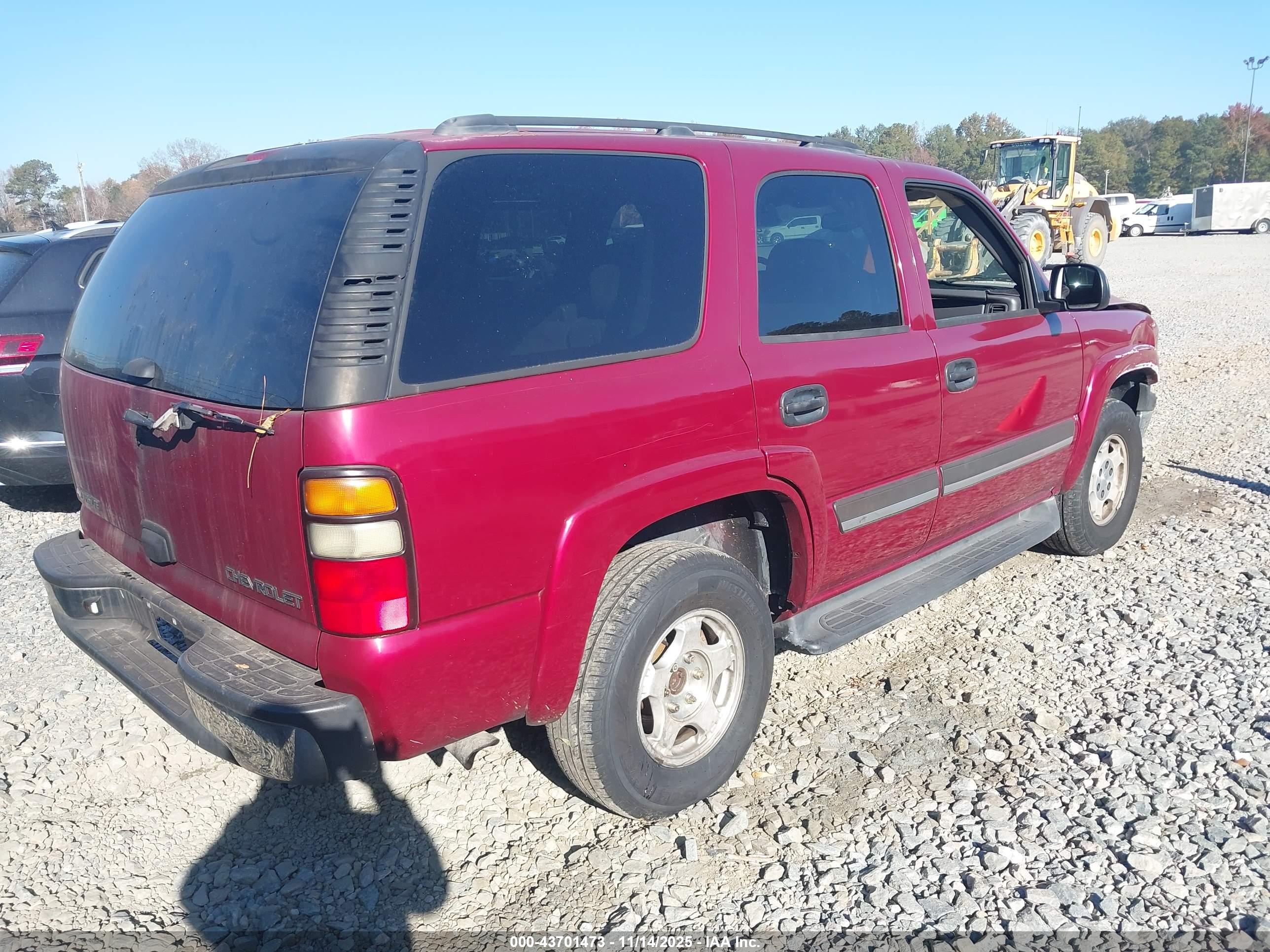 CHEVROLET TAHOE image 4