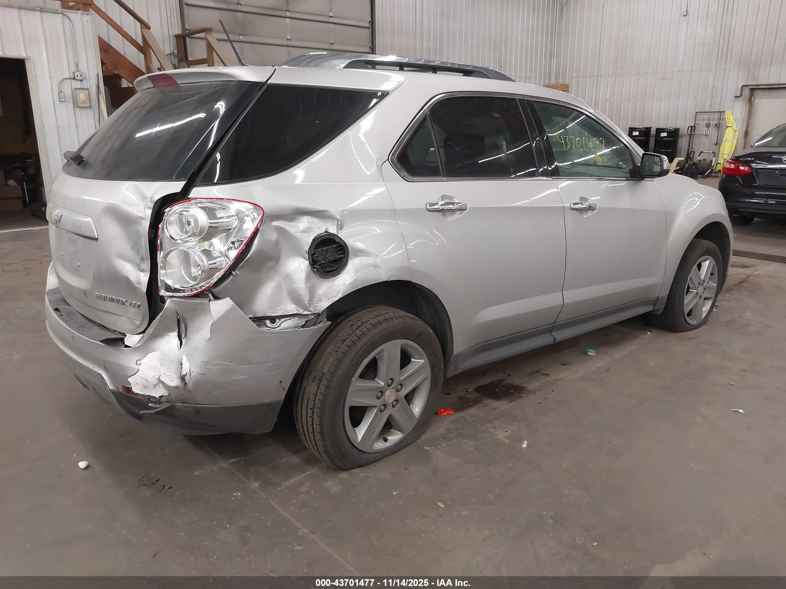 CHEVROLET EQUINOX image 4
