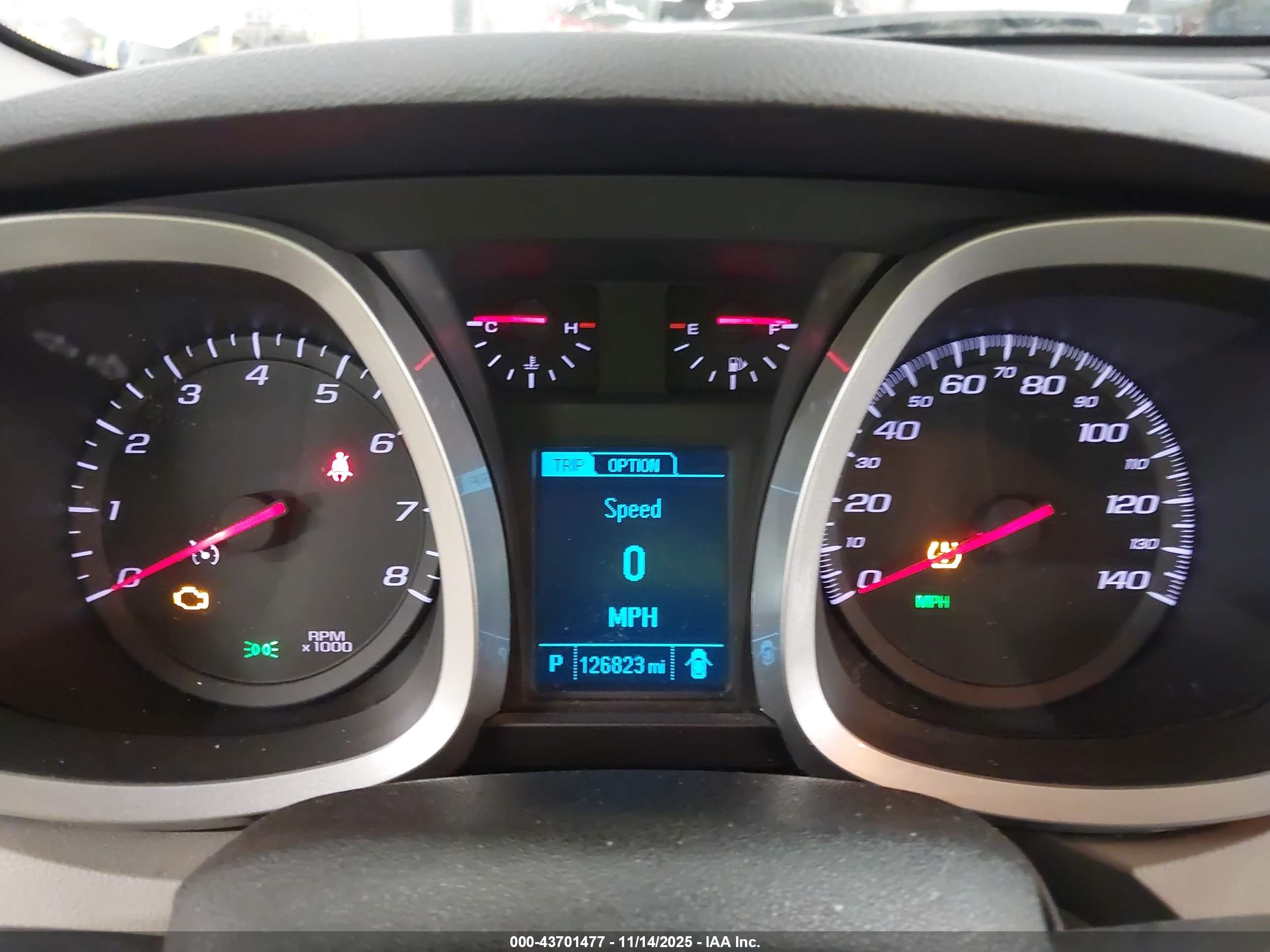 CHEVROLET EQUINOX image 7