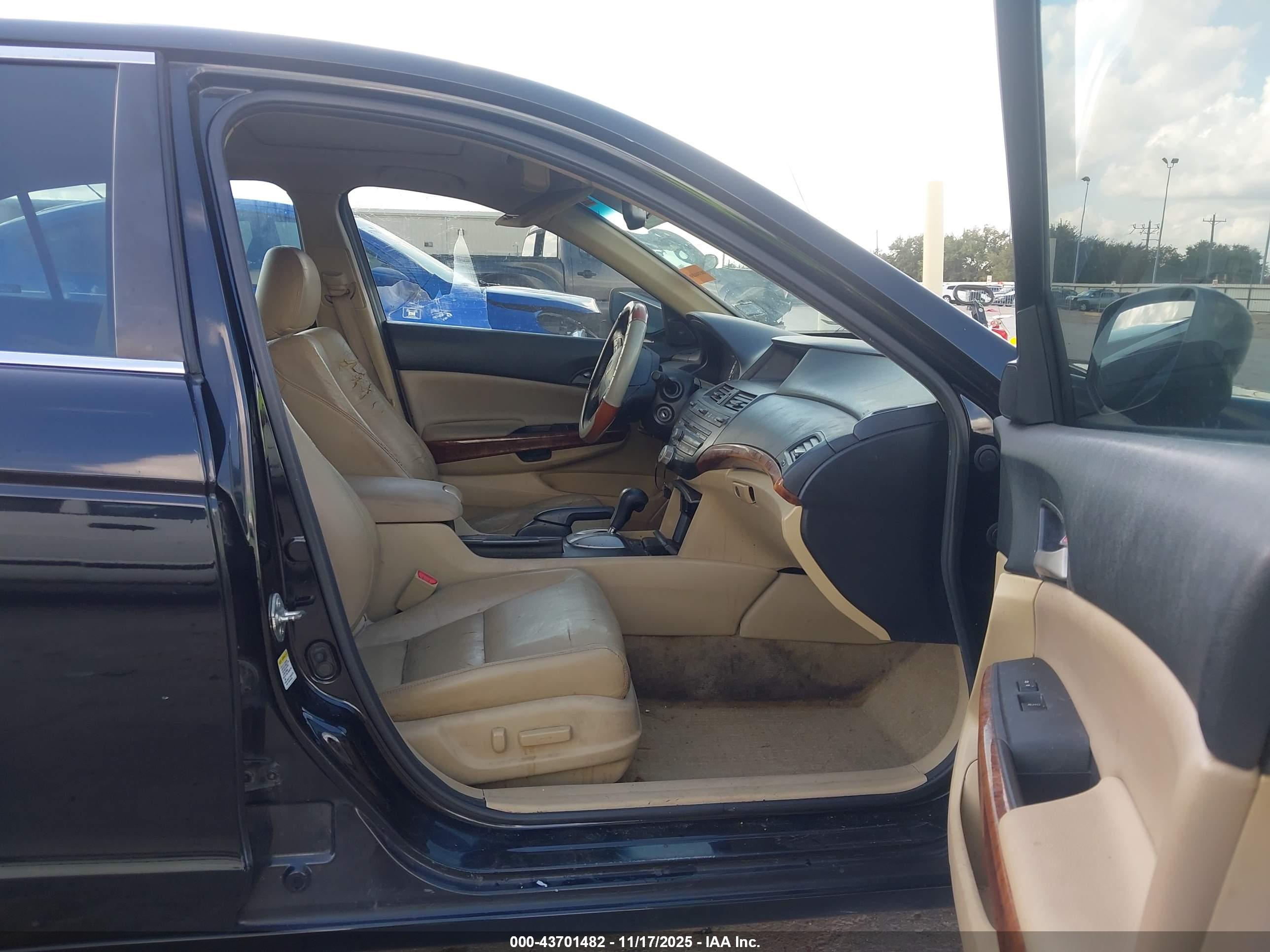 HONDA ACCORD image 5
