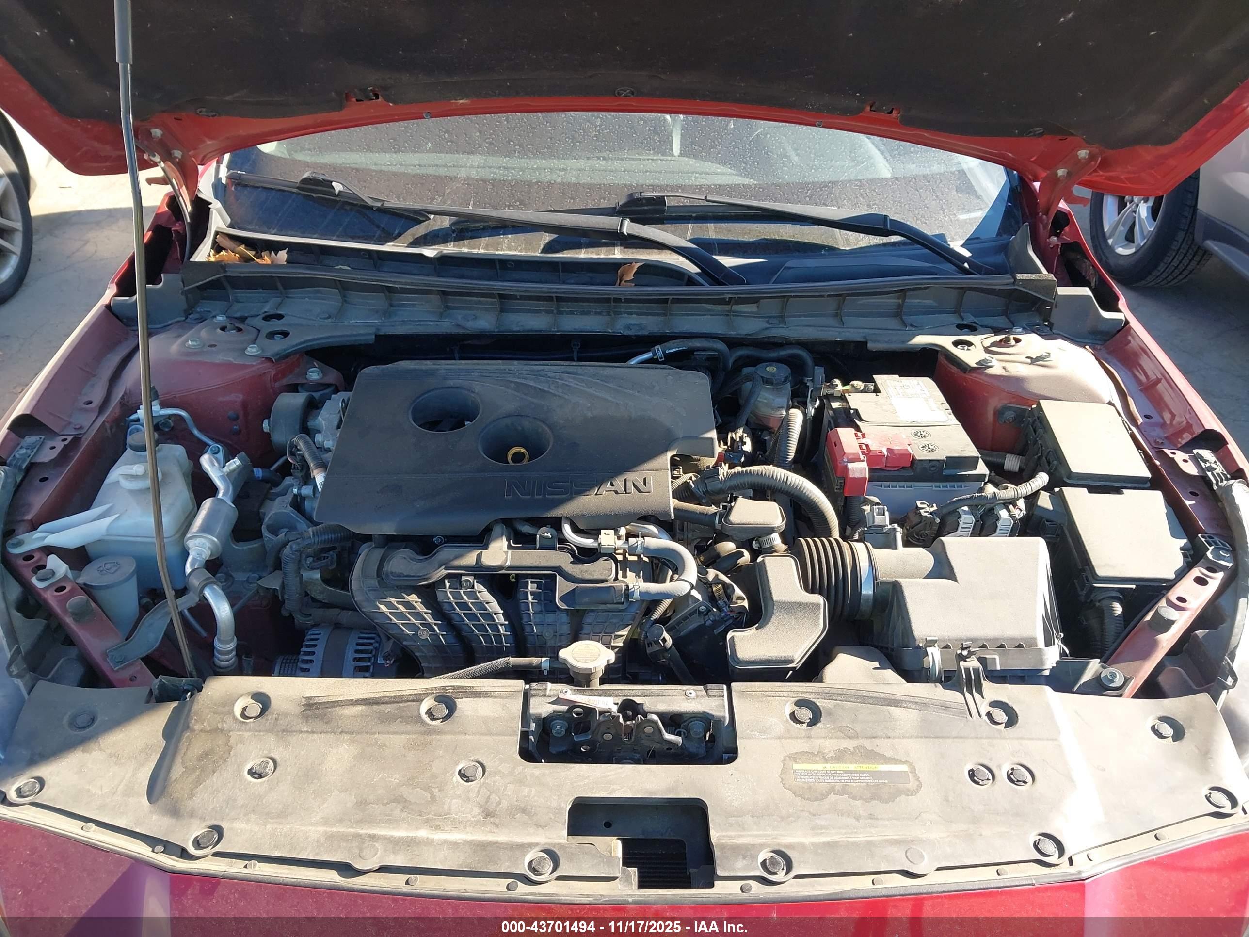 NISSAN ALTIMA image 10