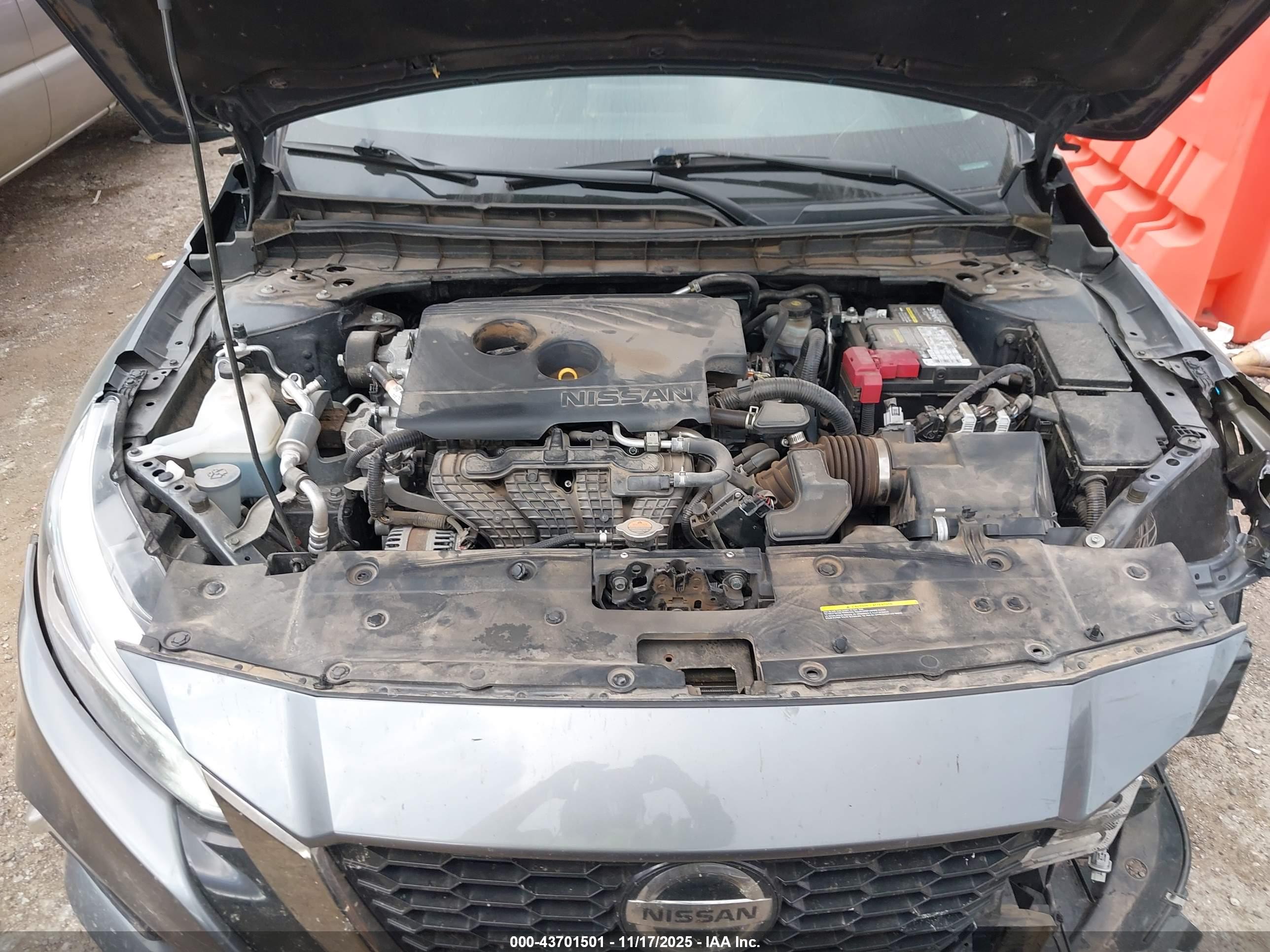 NISSAN ALTIMA image 10