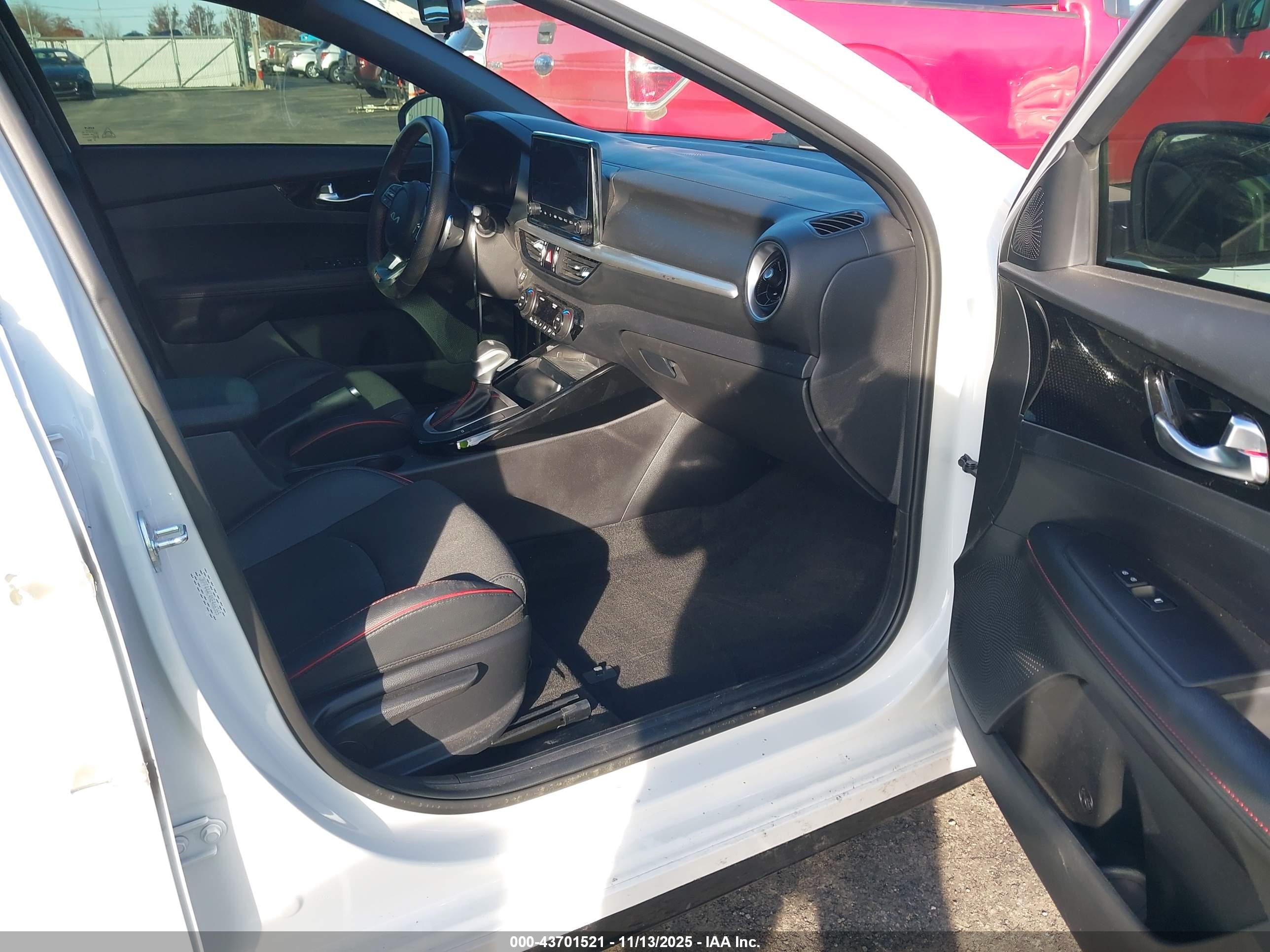 KIA FORTE image 5