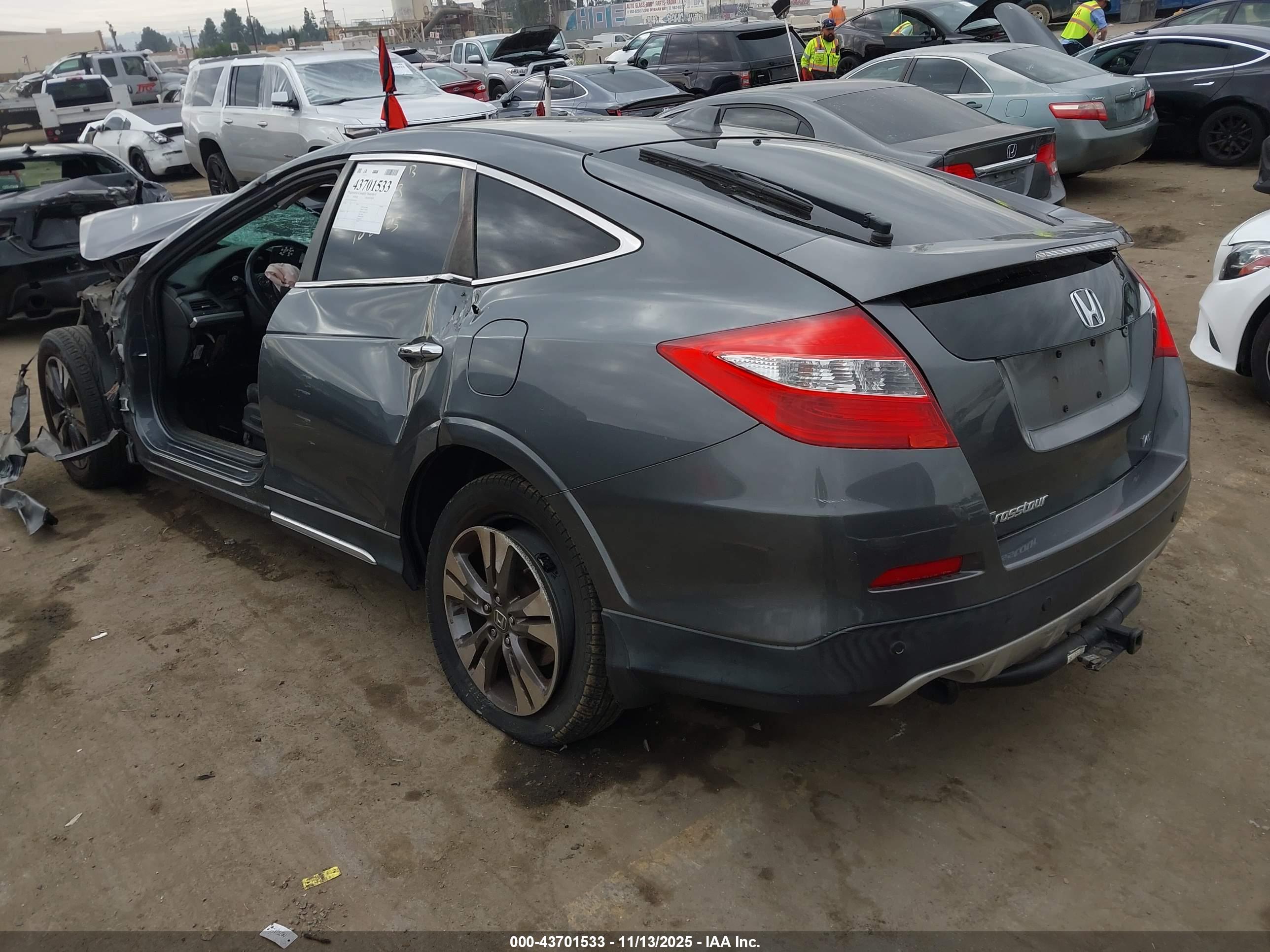HONDA CROSSTOUR image 3
