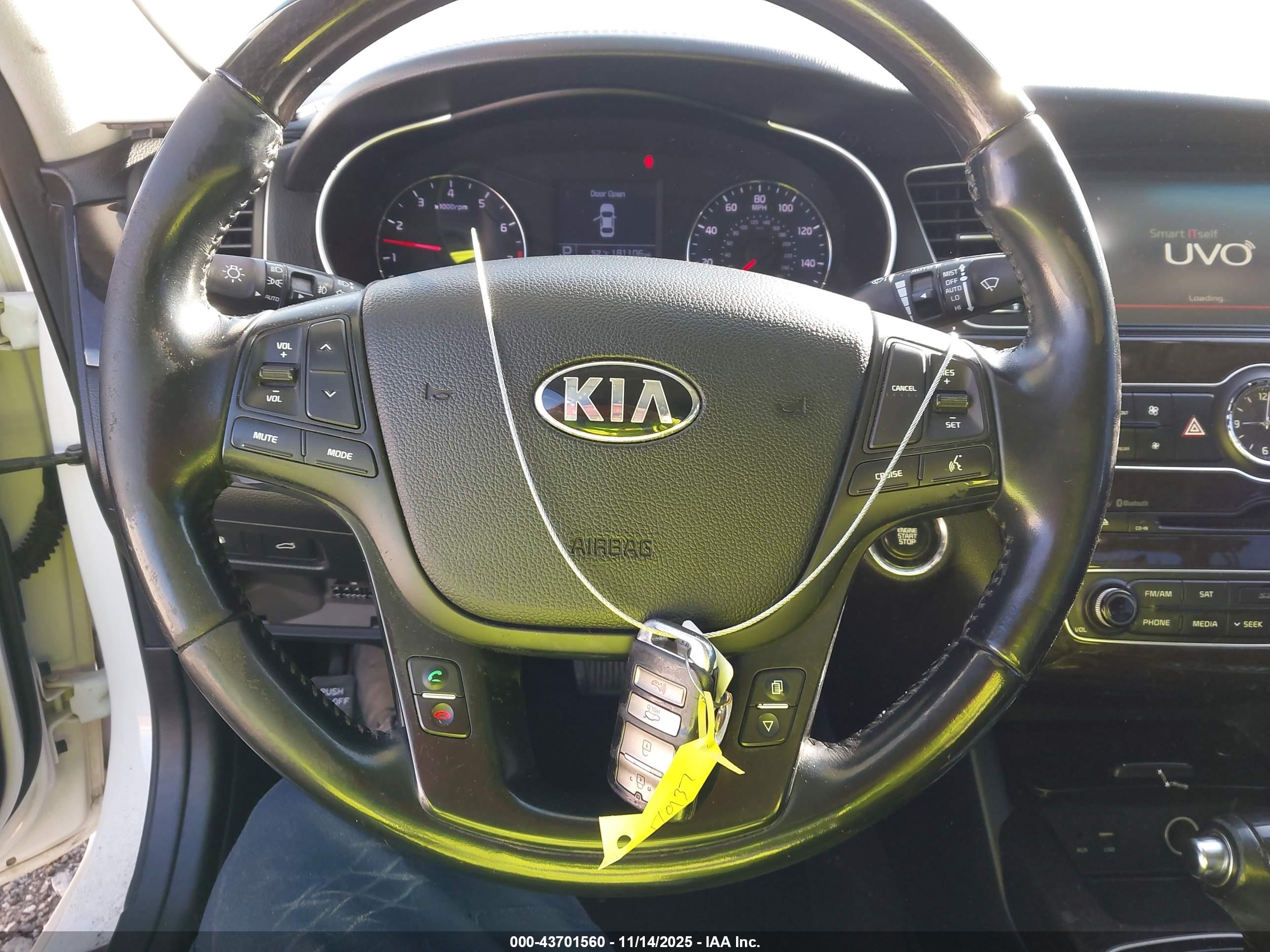 KIA CADENZA image 11