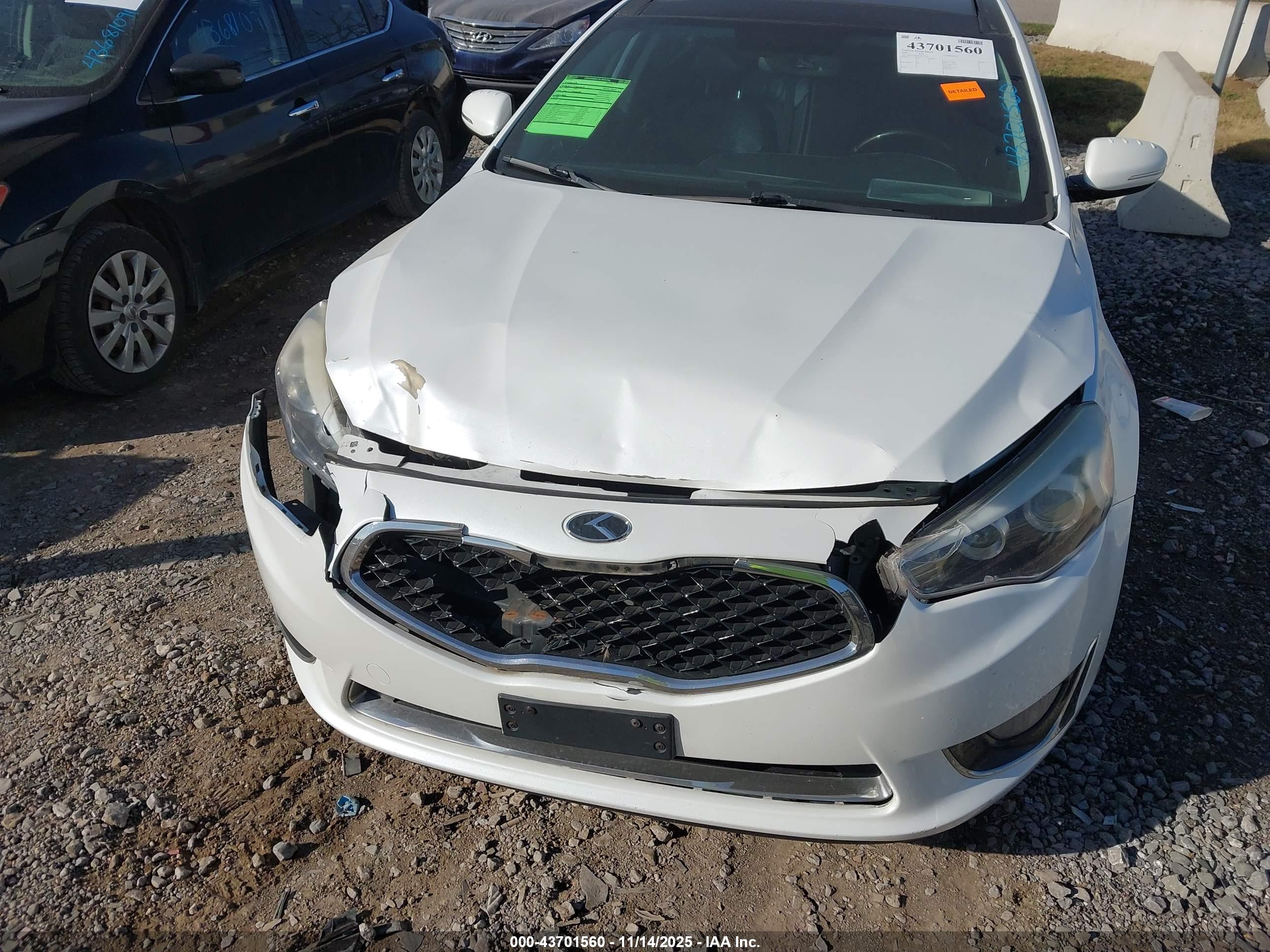 KIA CADENZA image 6