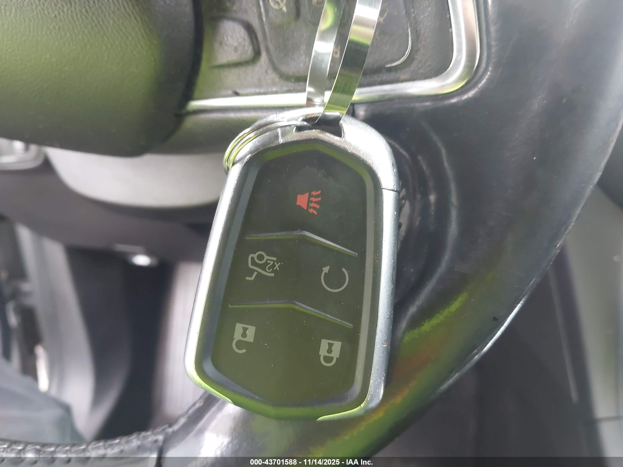CHEVROLET EQUINOX image 11