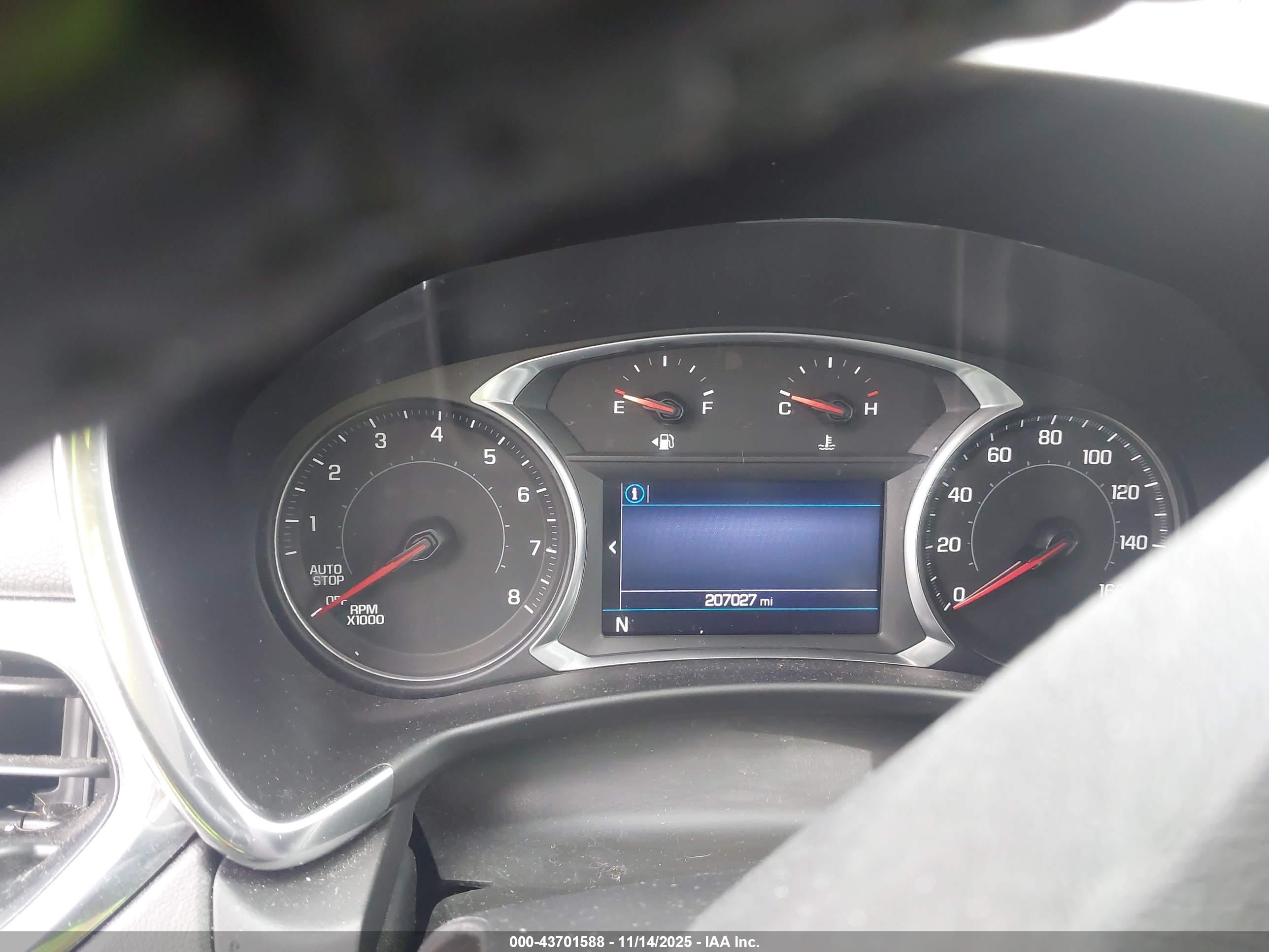 CHEVROLET EQUINOX image 7