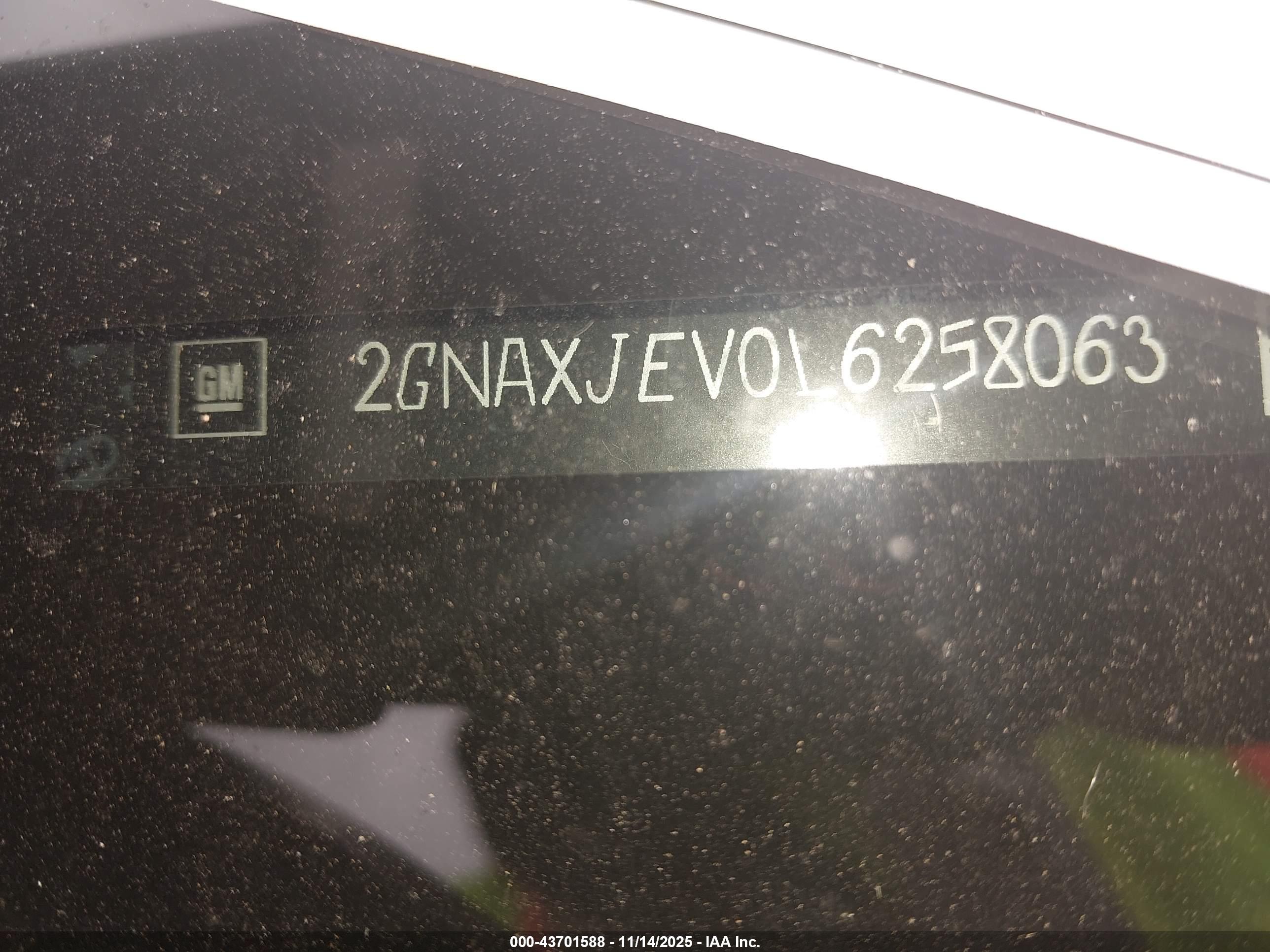 CHEVROLET EQUINOX image 9