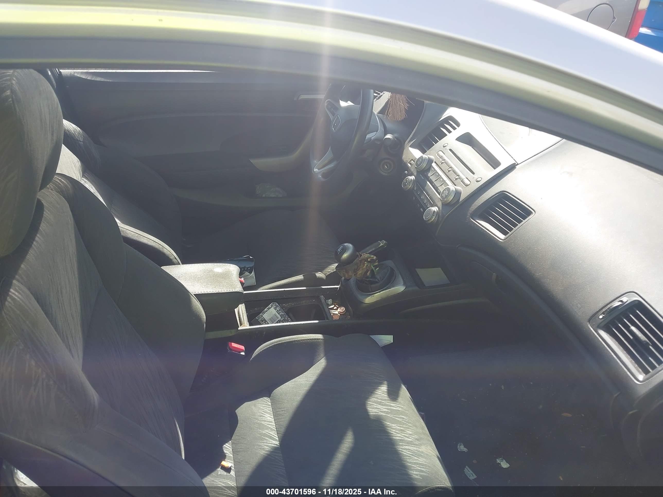 HONDA CIVIC image 5