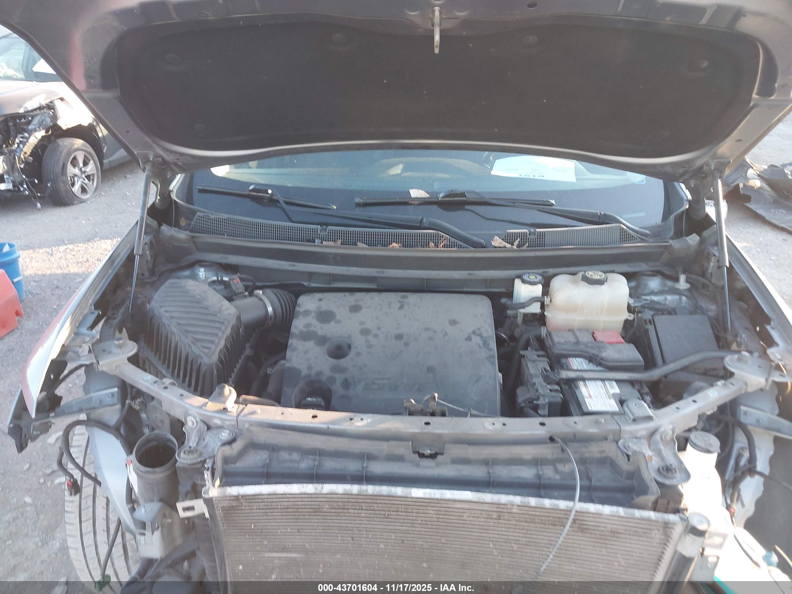 CHEVROLET TRAVERSE image 10