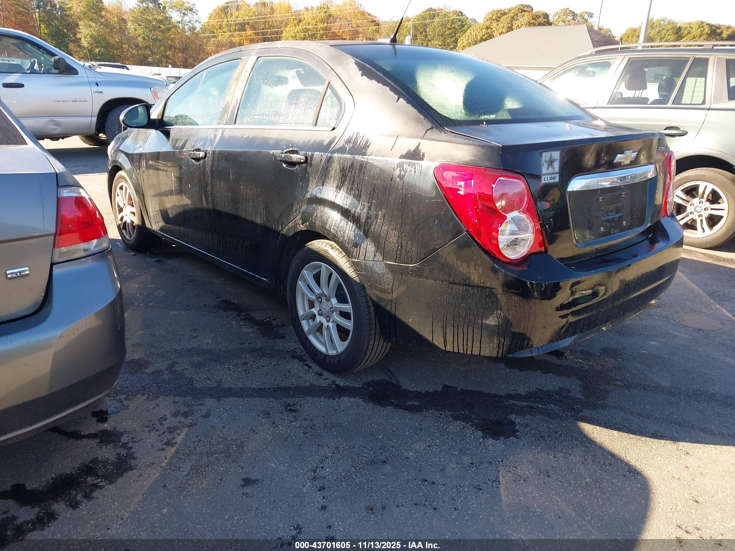 CHEVROLET SONIC image 3