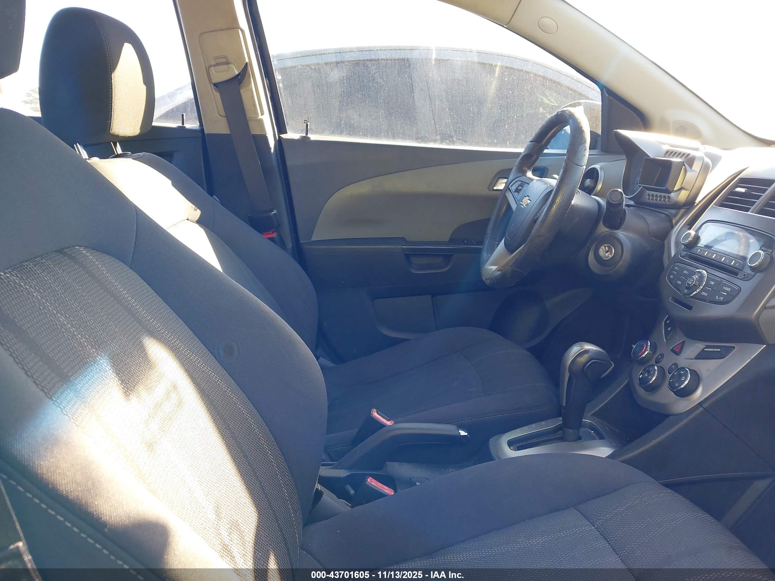 CHEVROLET SONIC image 5