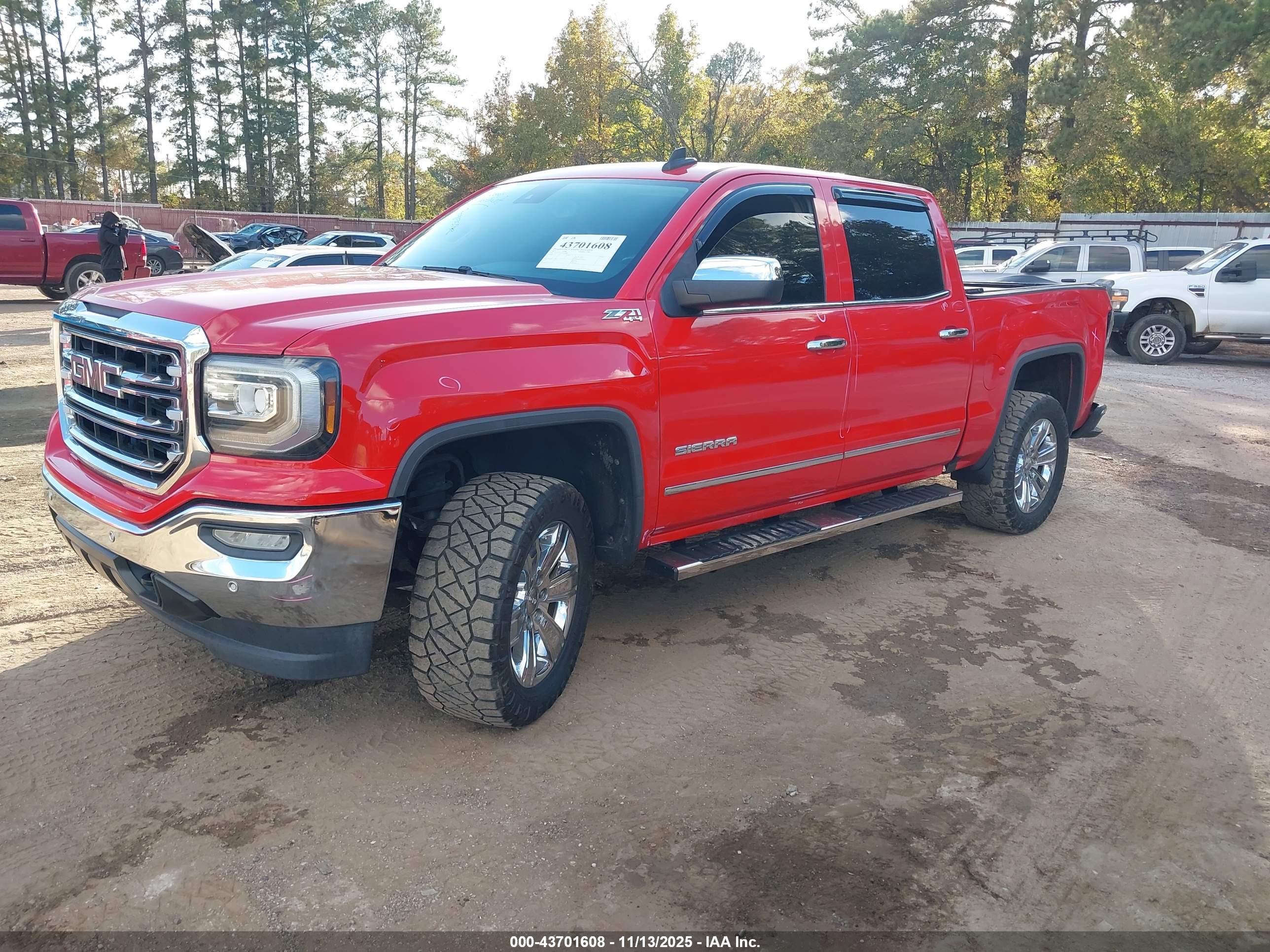 GMC SIERRA image 2