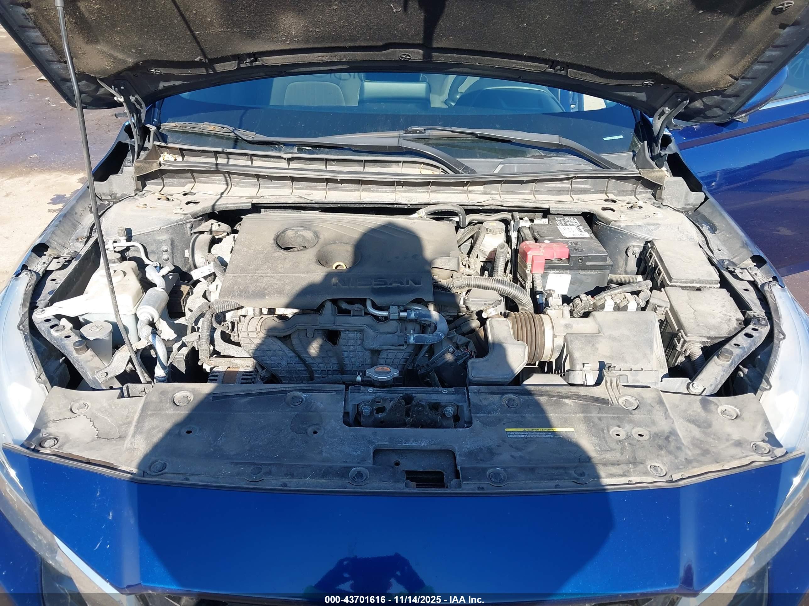 NISSAN ALTIMA image 10