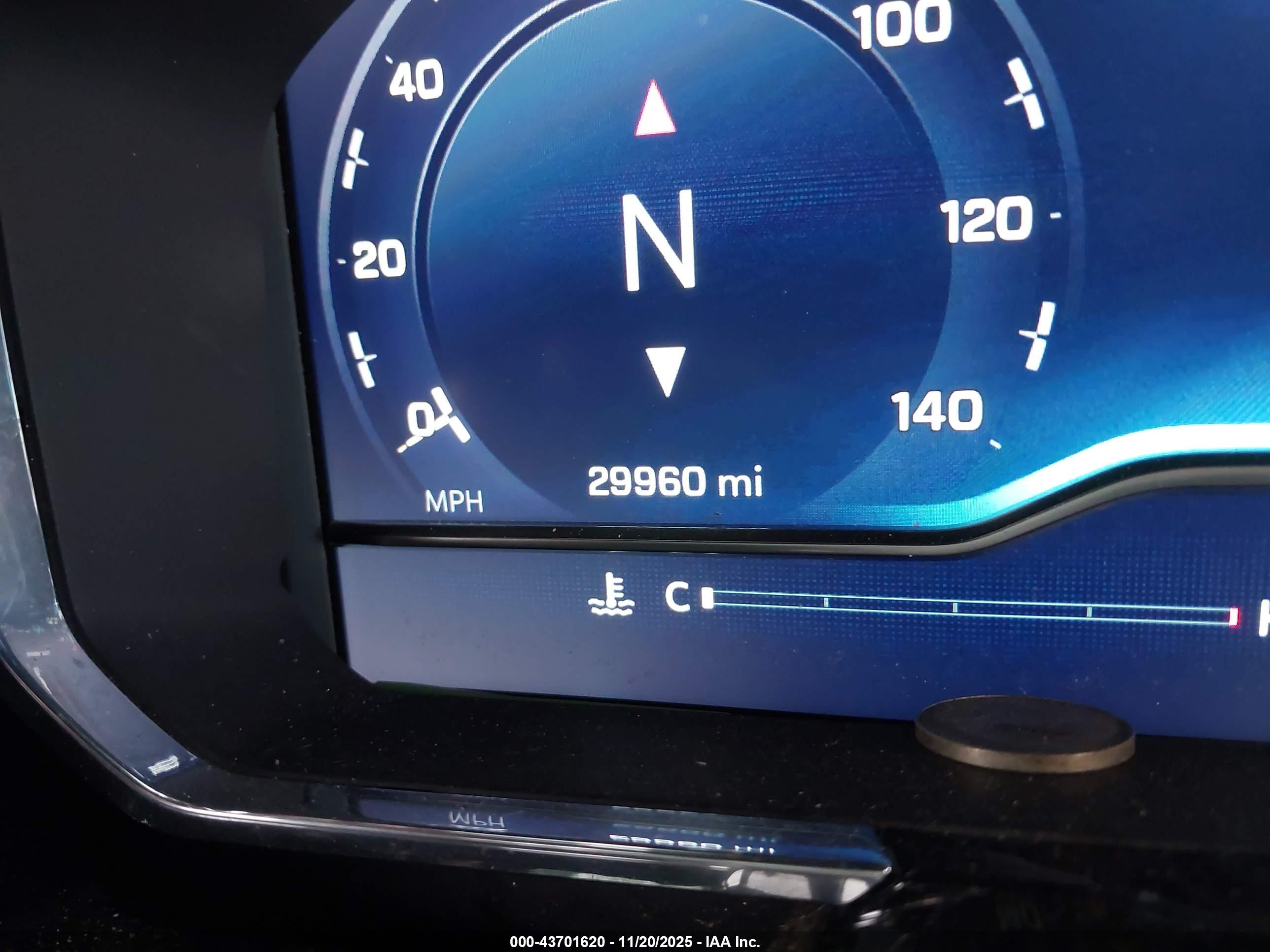 CHEVROLET SILVERADO image 7