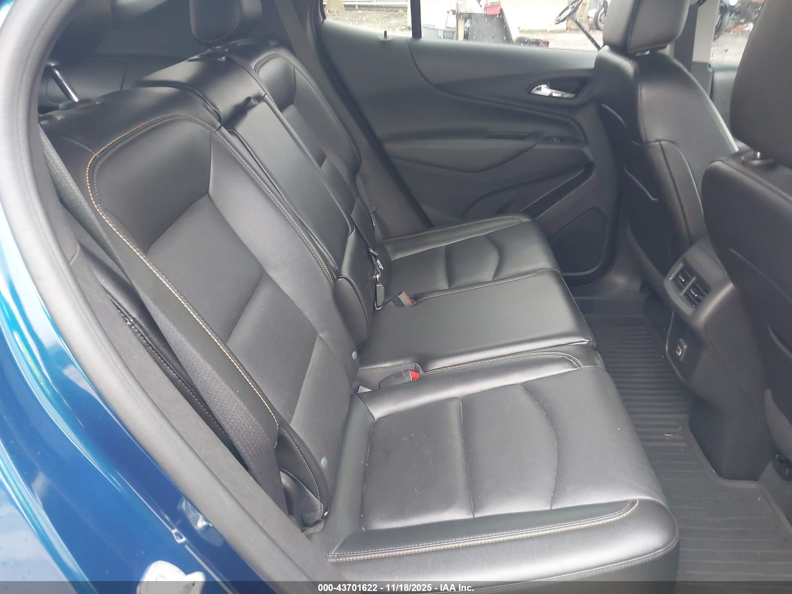 CHEVROLET EQUINOX image 8