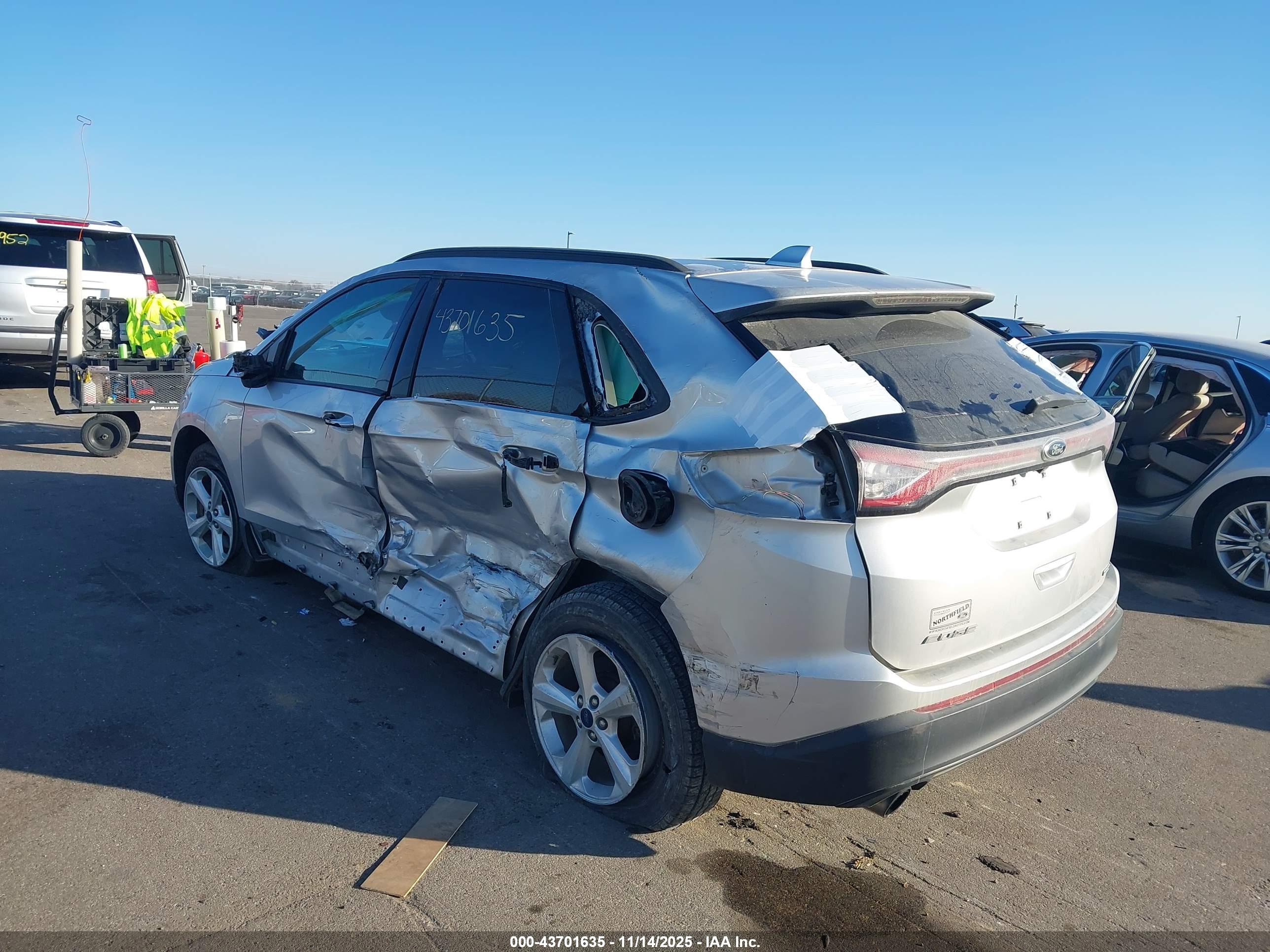 FORD EDGE image 3
