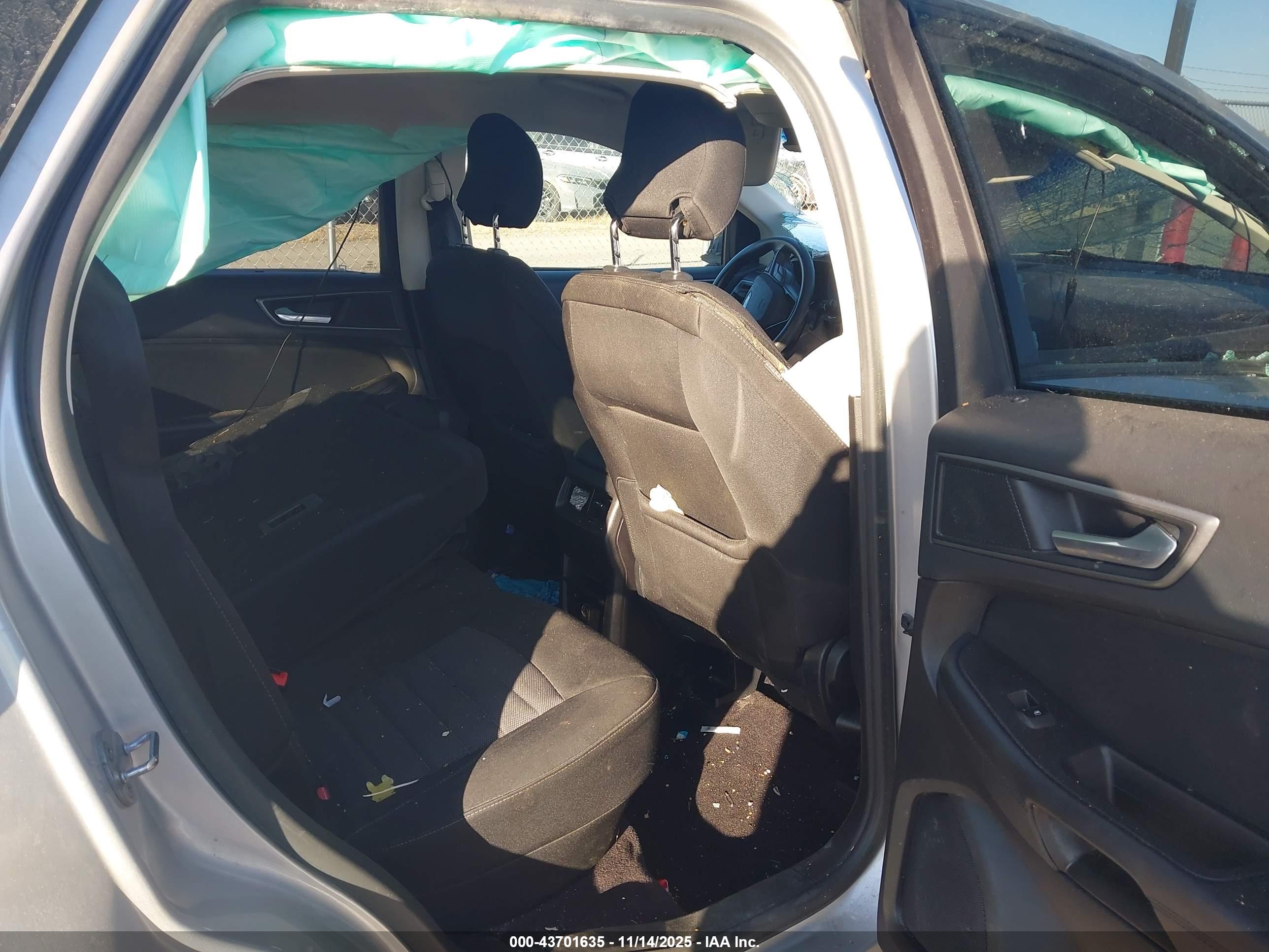 FORD EDGE image 8