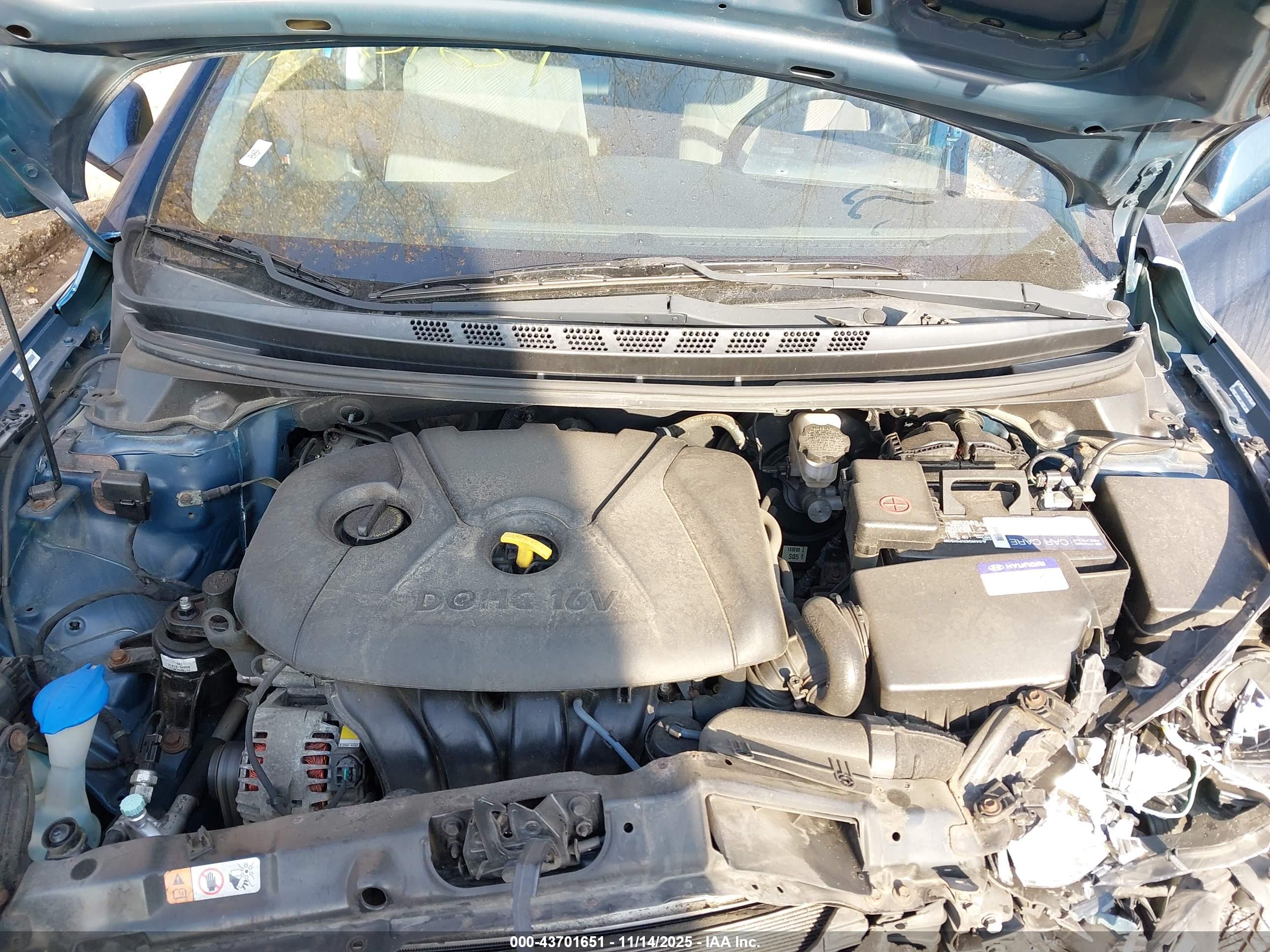 HYUNDAI ELANTRA image 10