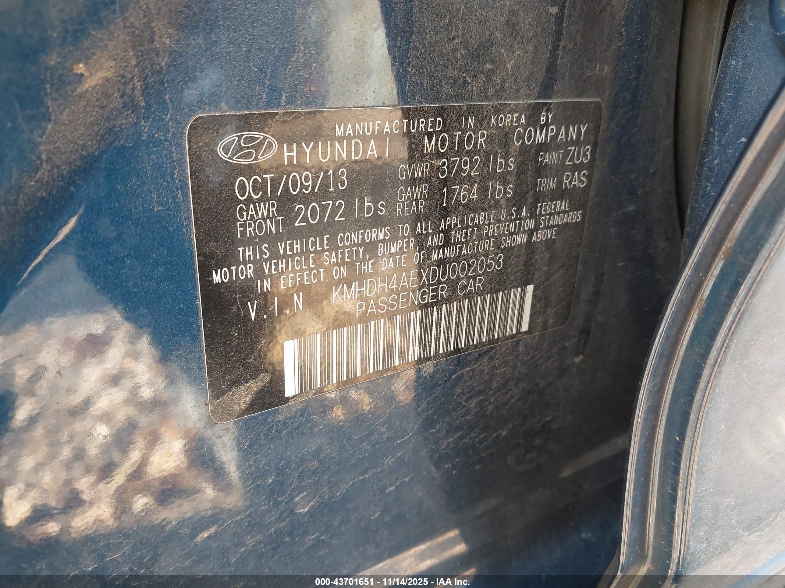 HYUNDAI ELANTRA image 9