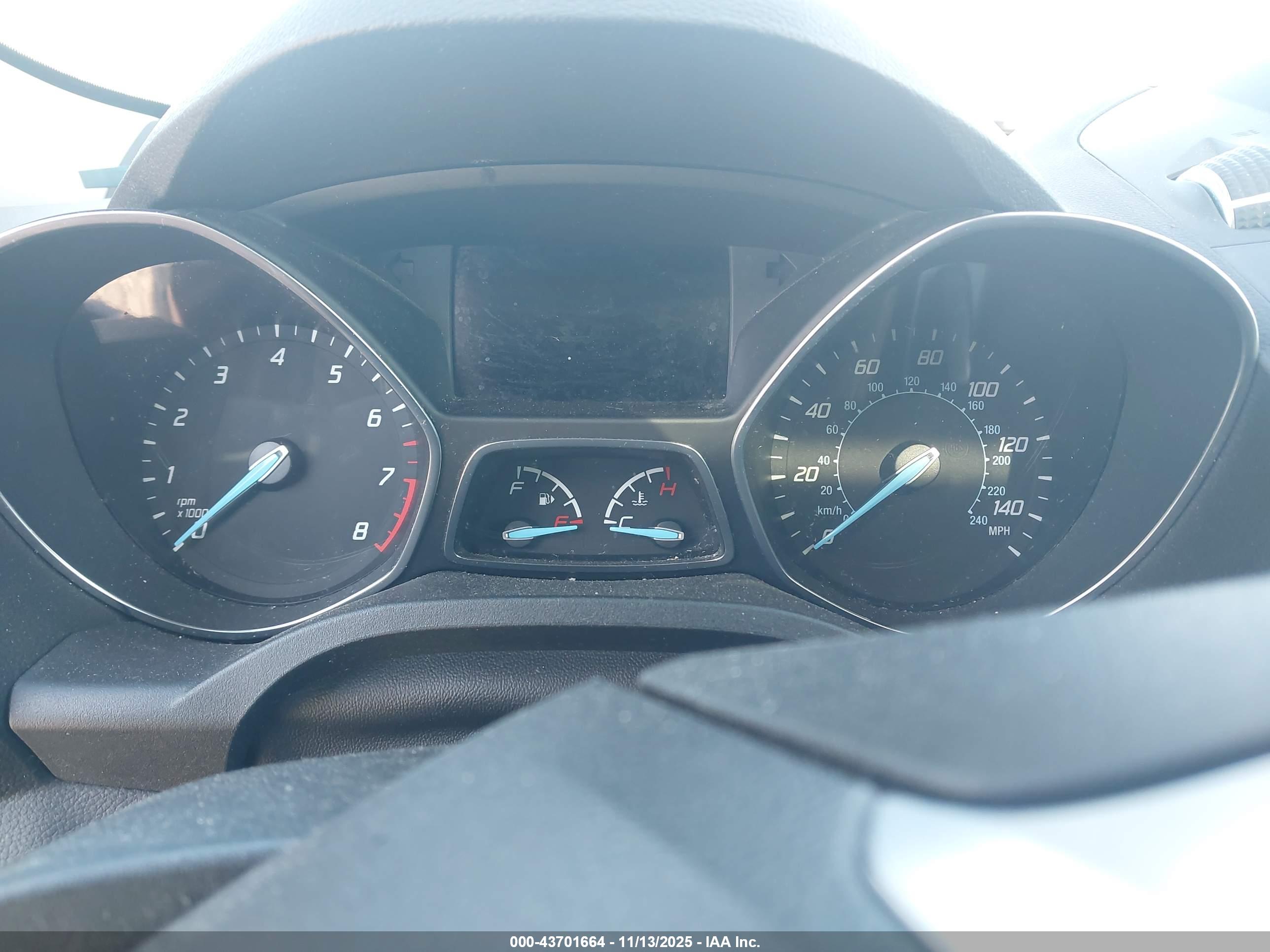 FORD ESCAPE image 7