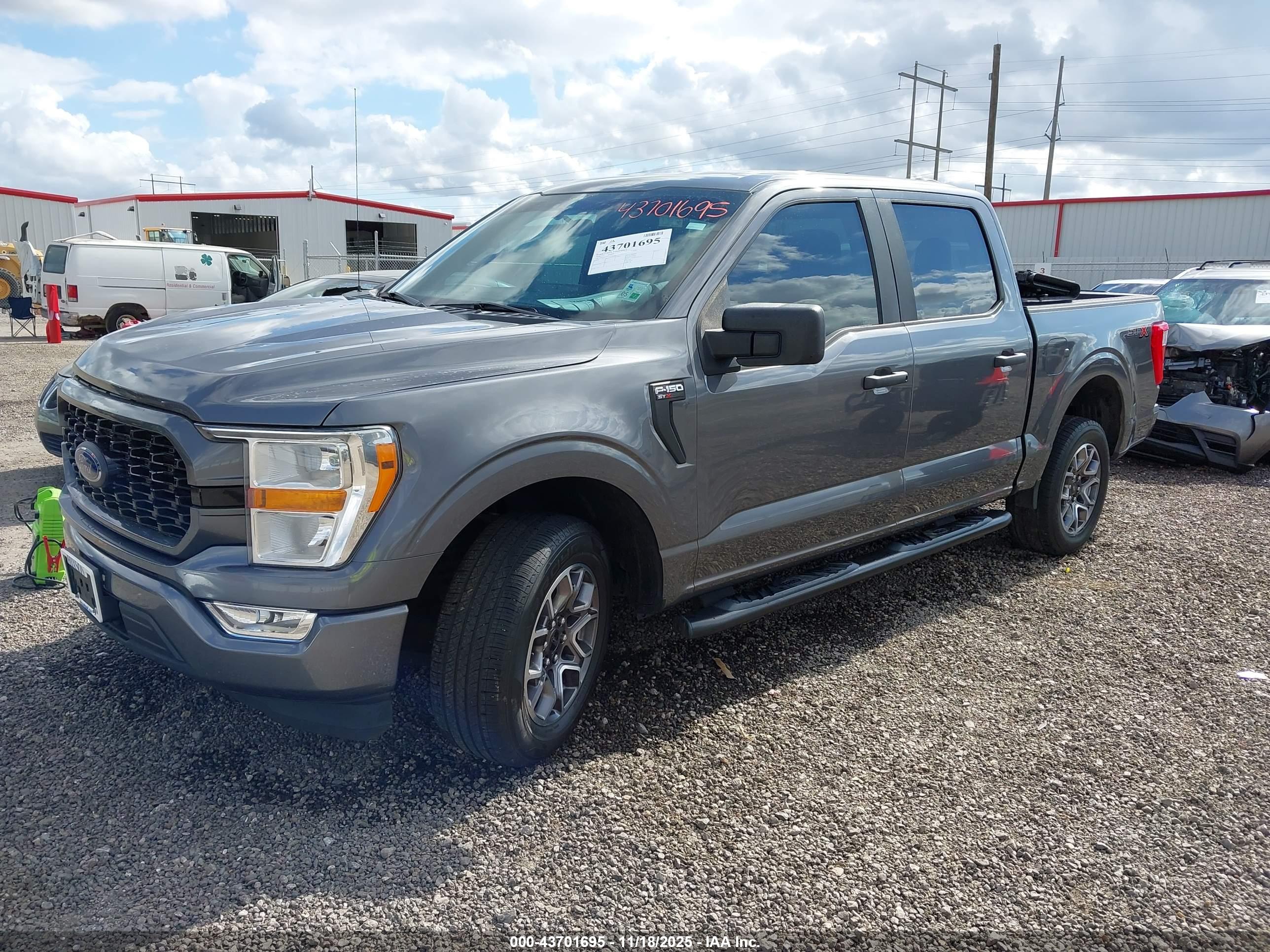FORD F-150 image 2