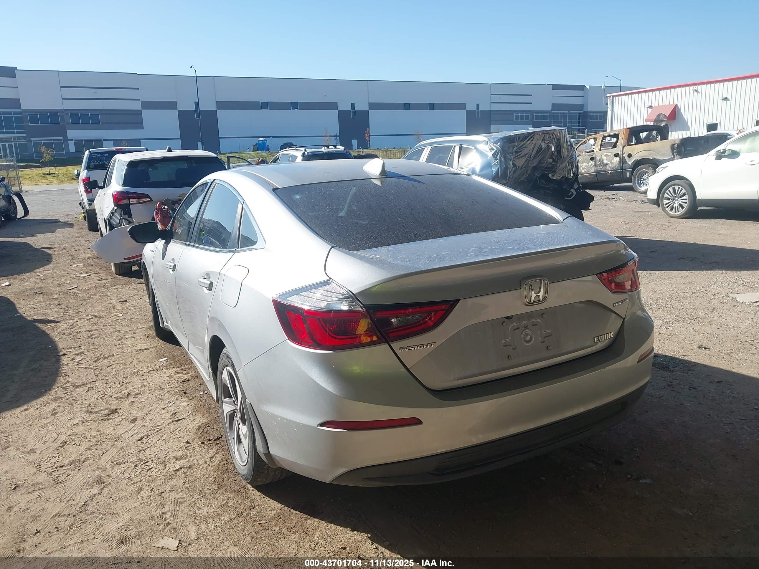 HONDA INSIGHT image 3