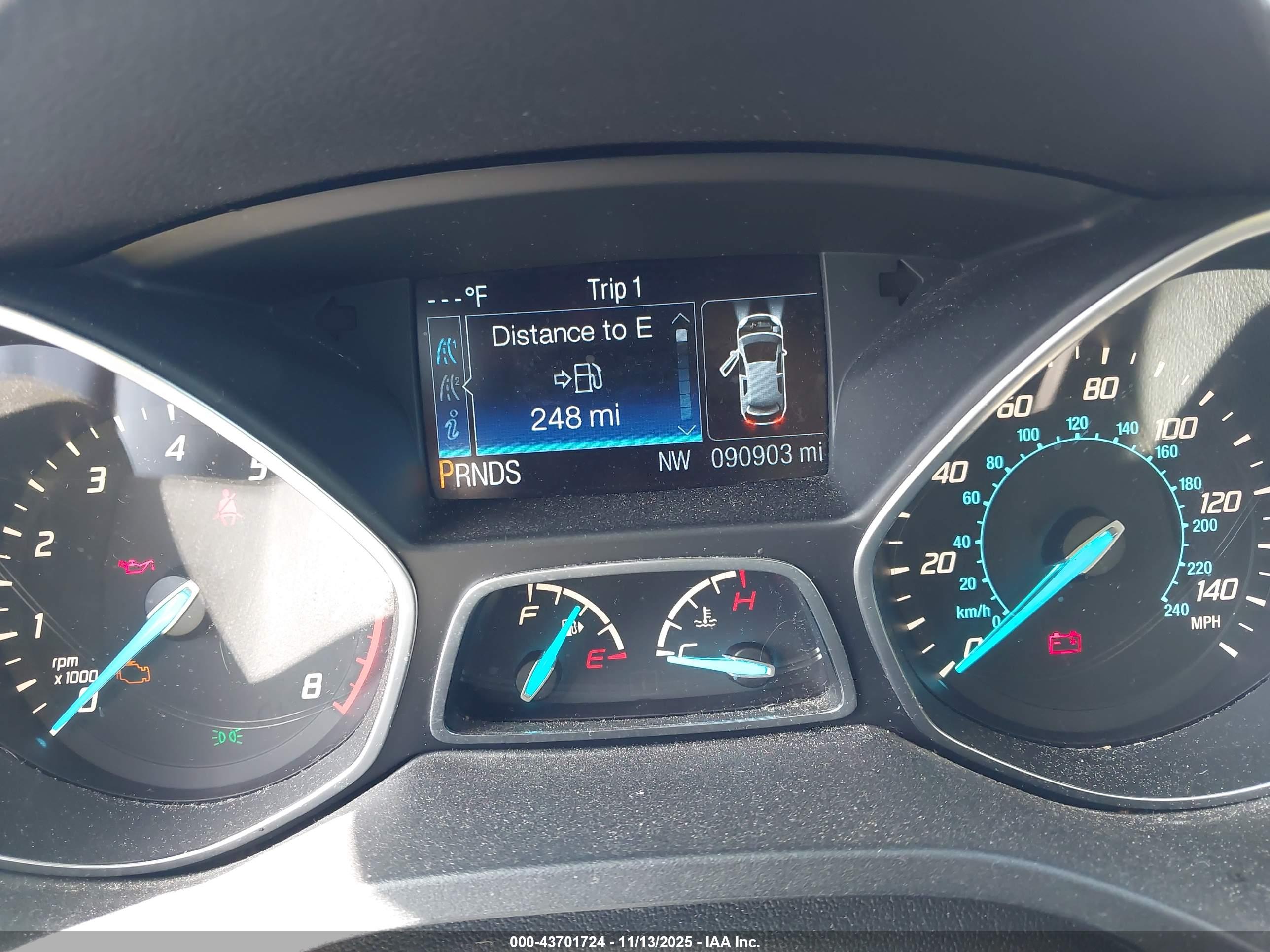 FORD ESCAPE image 7