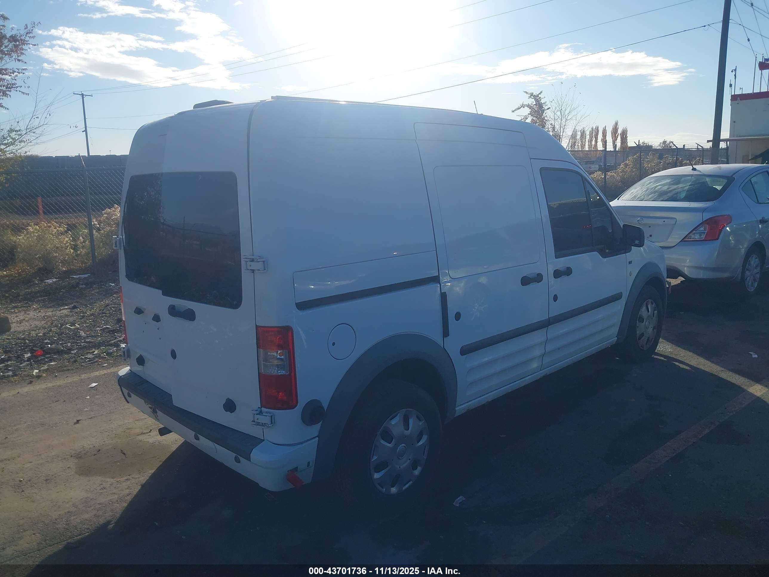 FORD TRANSIT image 4