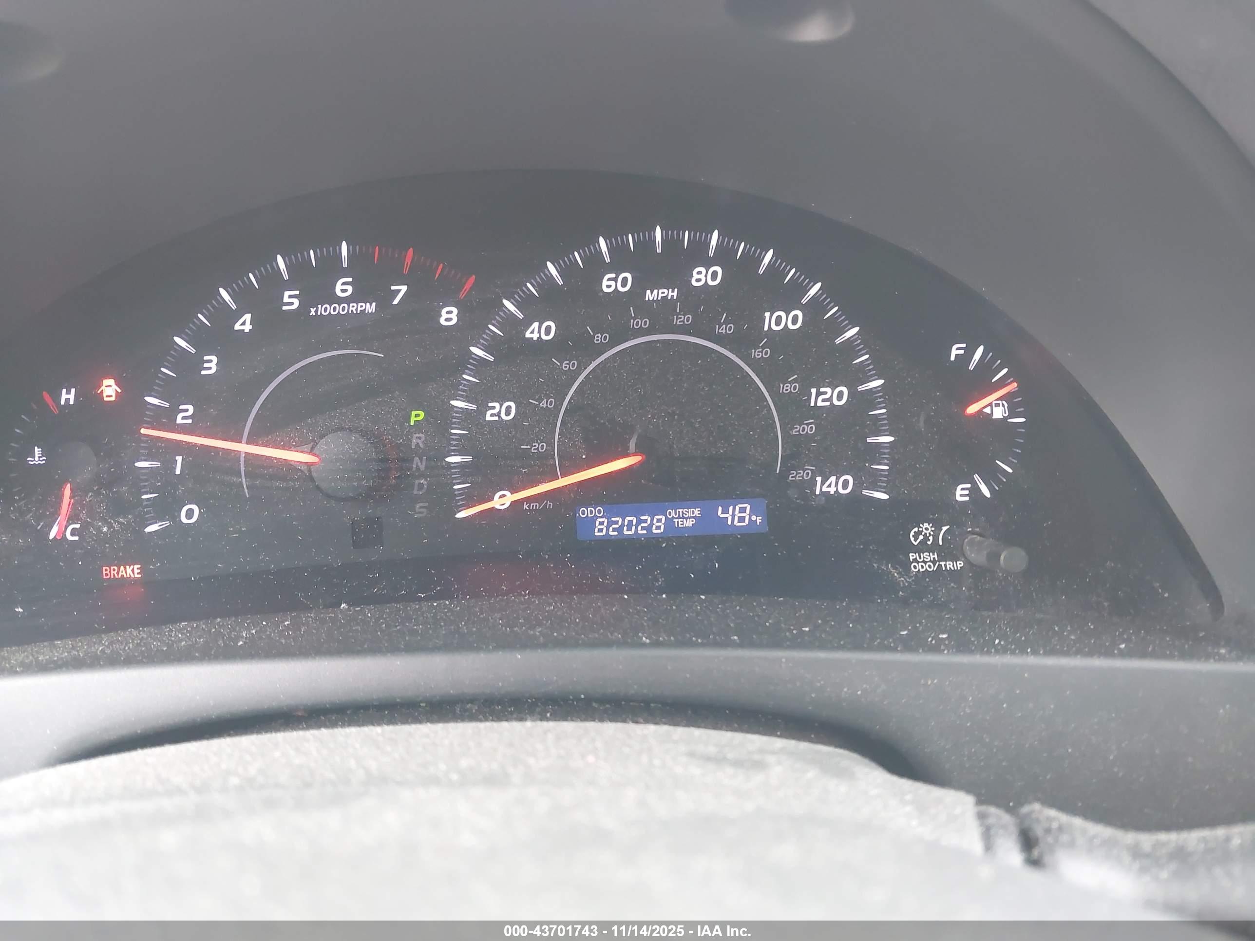 TOYOTA CAMRY image 7