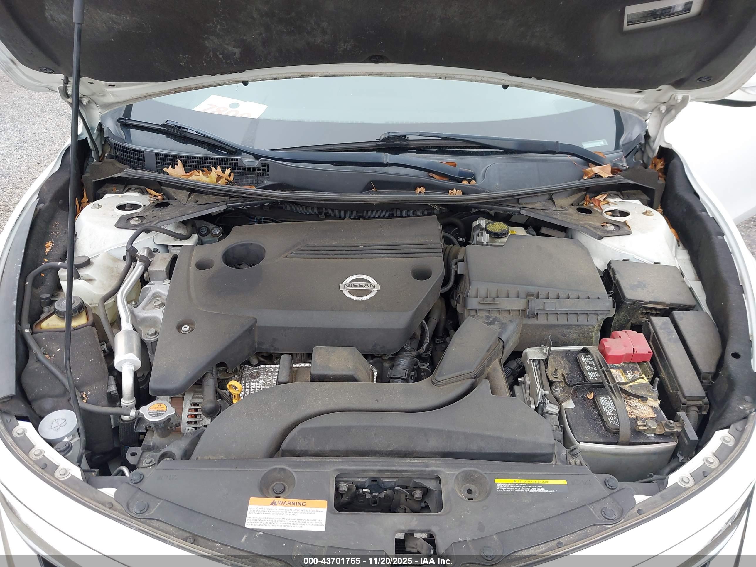 NISSAN ALTIMA image 10
