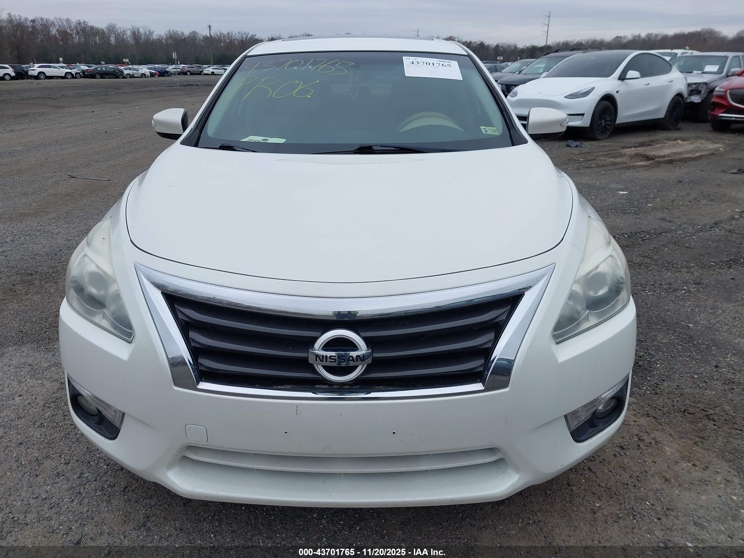 NISSAN ALTIMA image 6