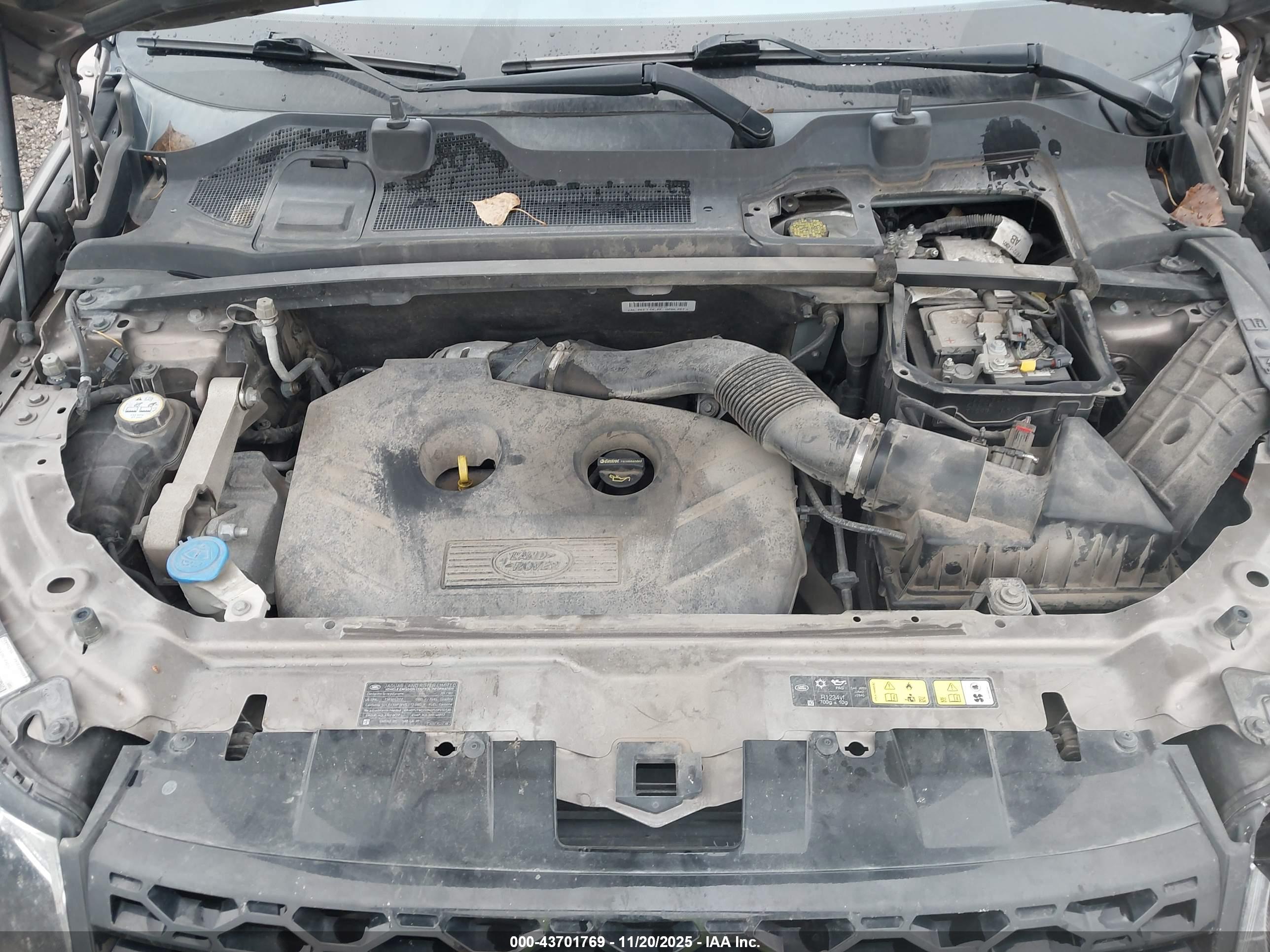 LAND ROVER image 10
