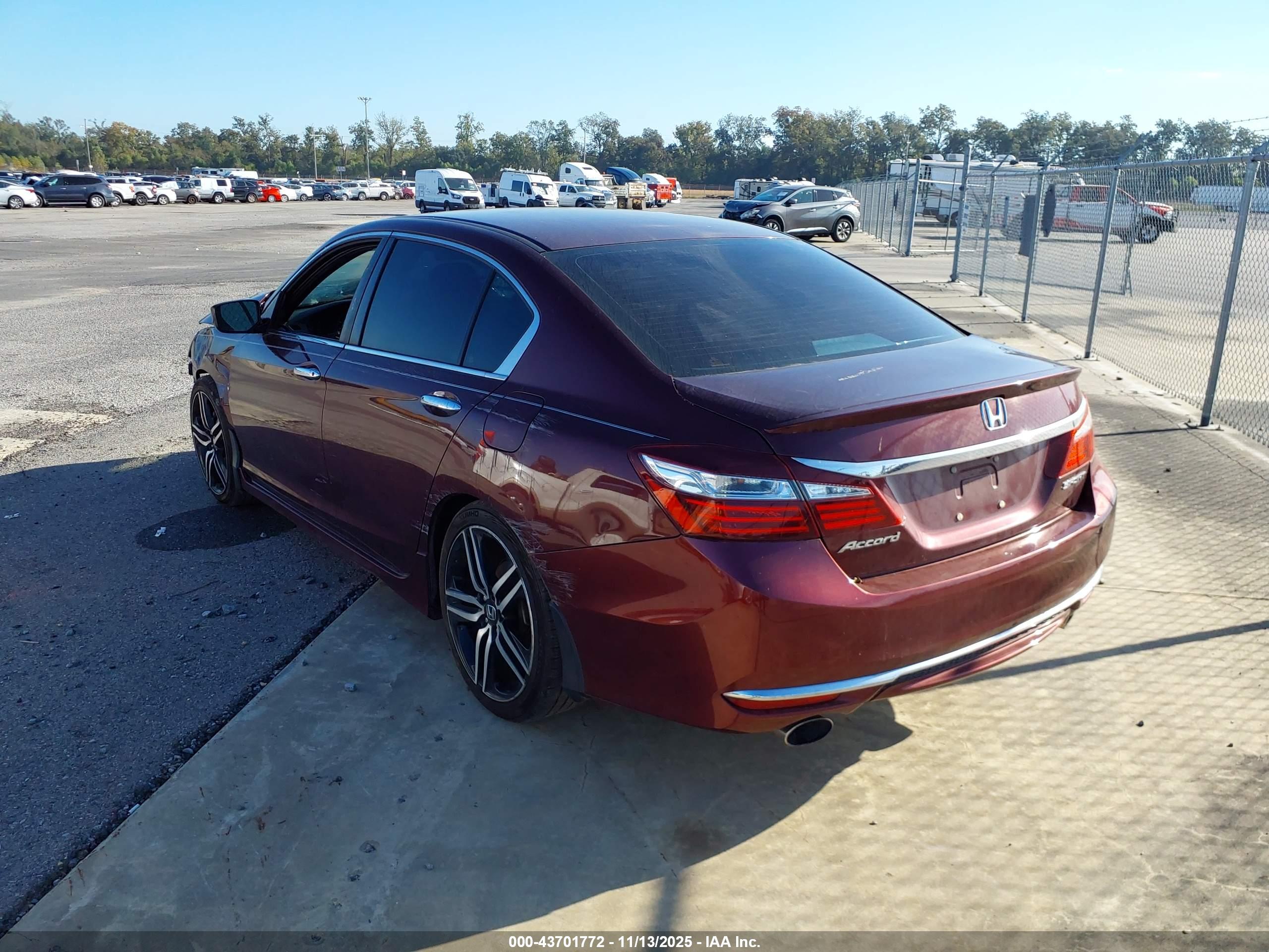 HONDA ACCORD image 3