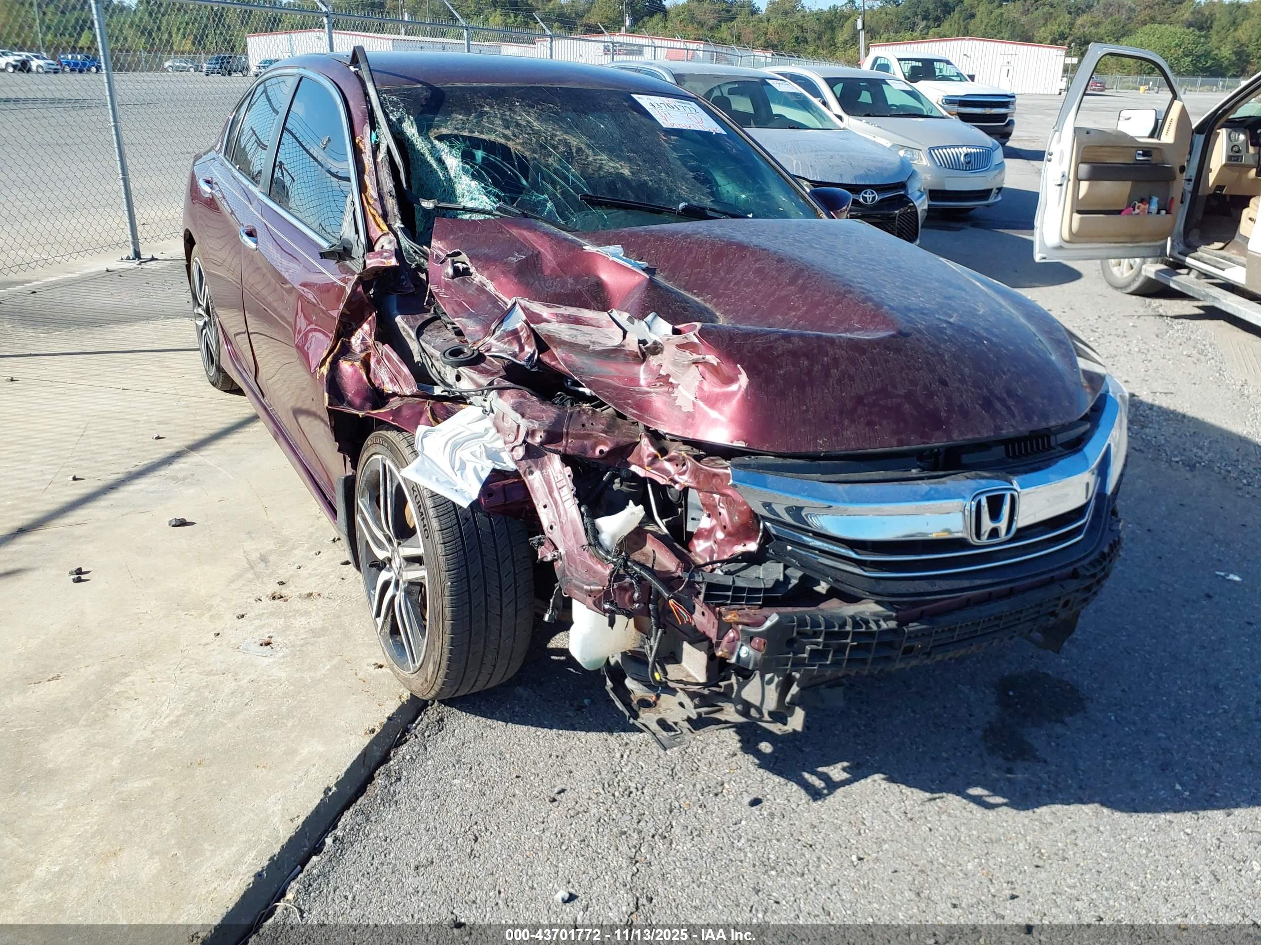 HONDA ACCORD image 6