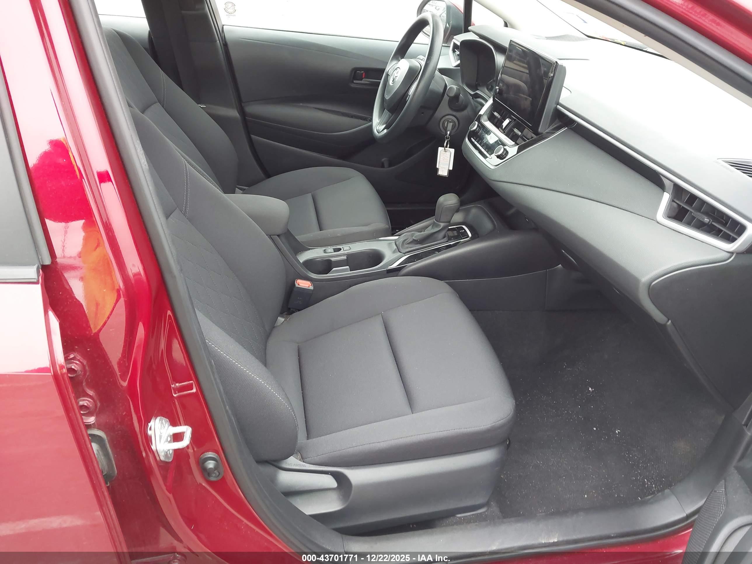 TOYOTA COROLLA image 5