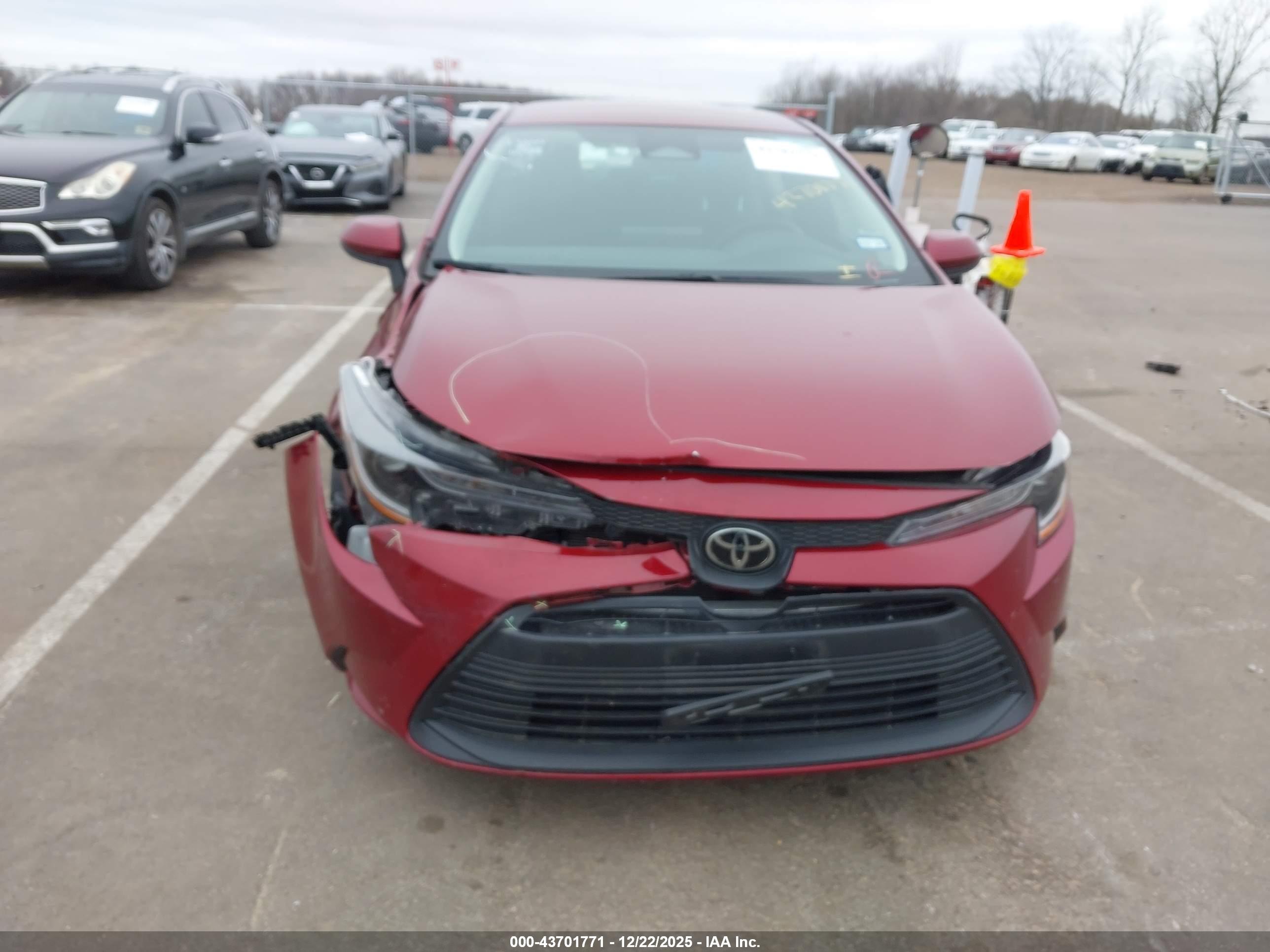 TOYOTA COROLLA image 6