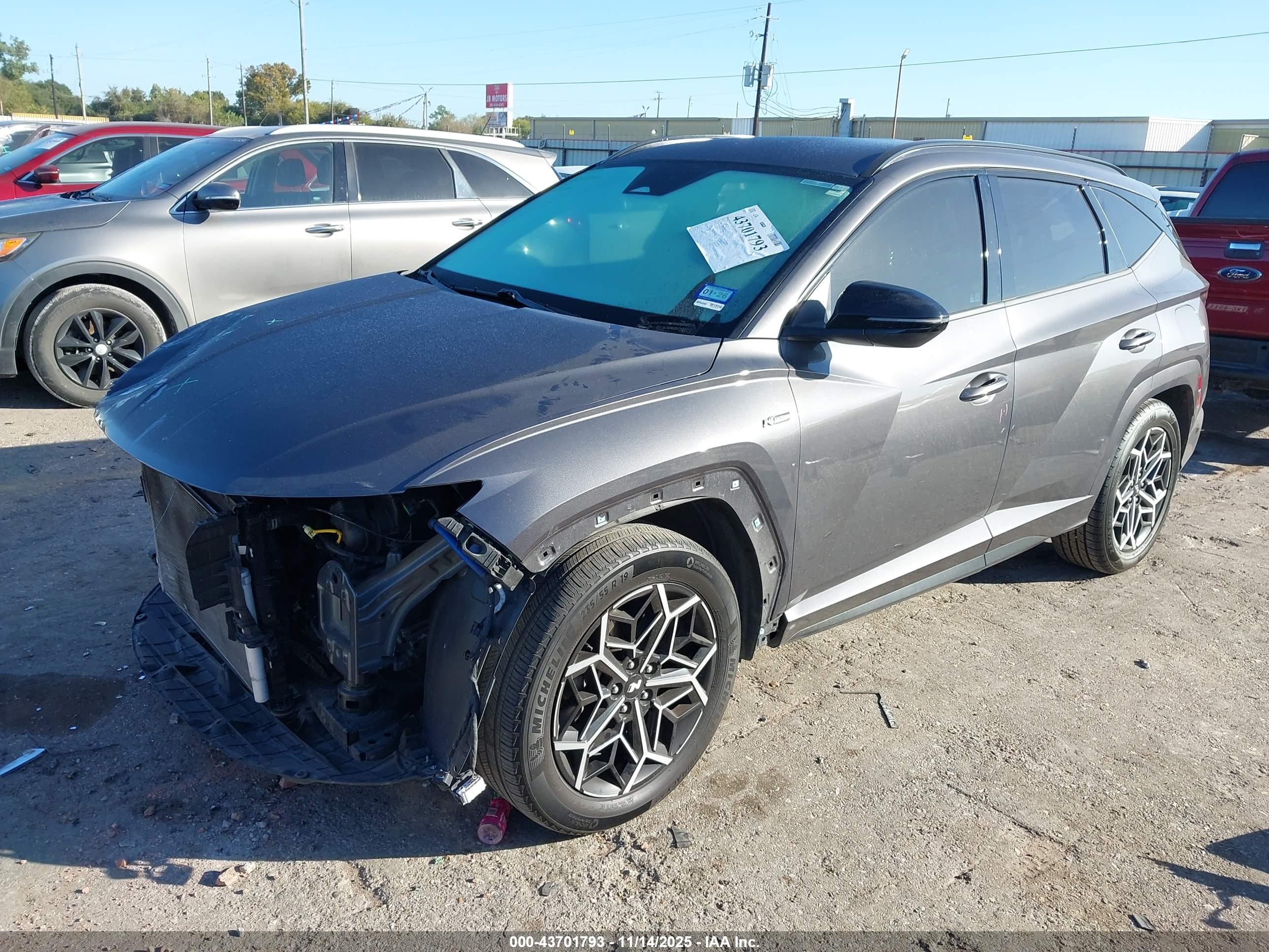 HYUNDAI TUCSON image 2