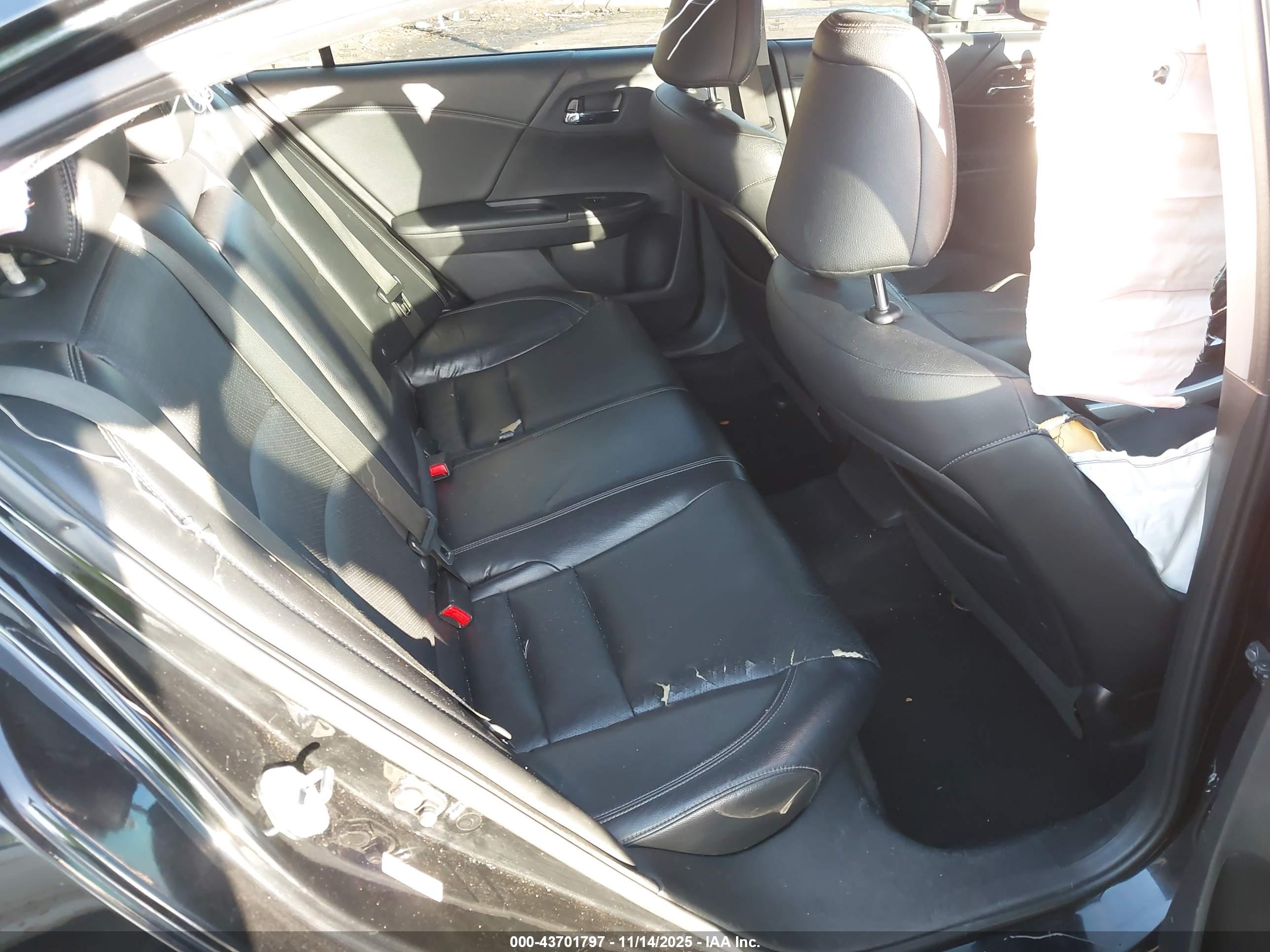 HONDA ACCORD image 8