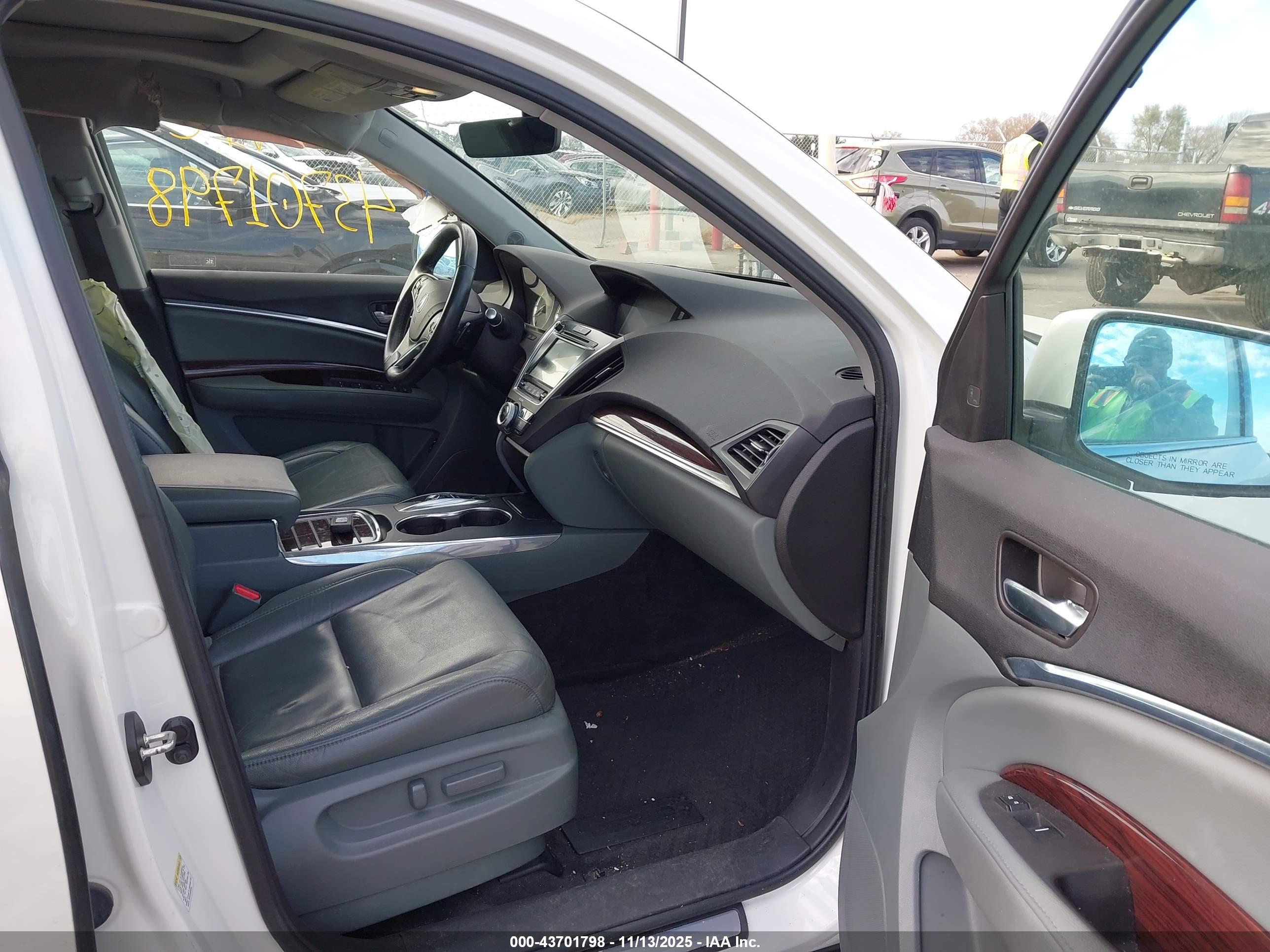 ACURA MDX image 5