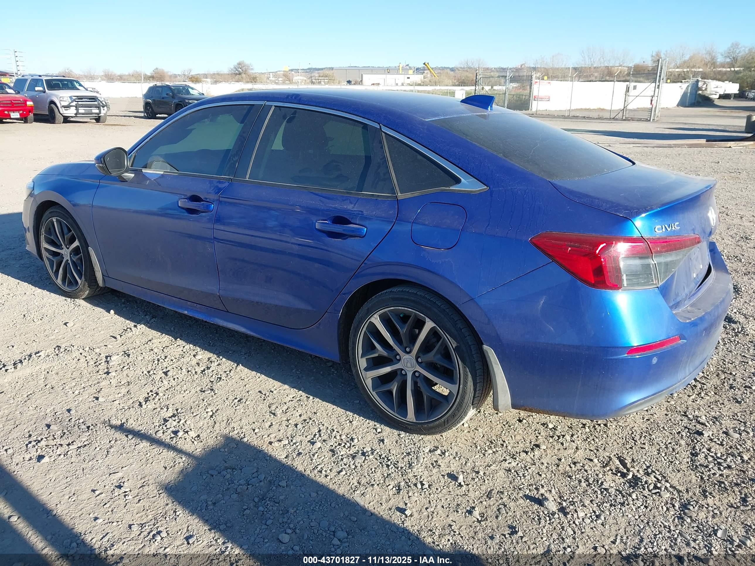 HONDA CIVIC image 3