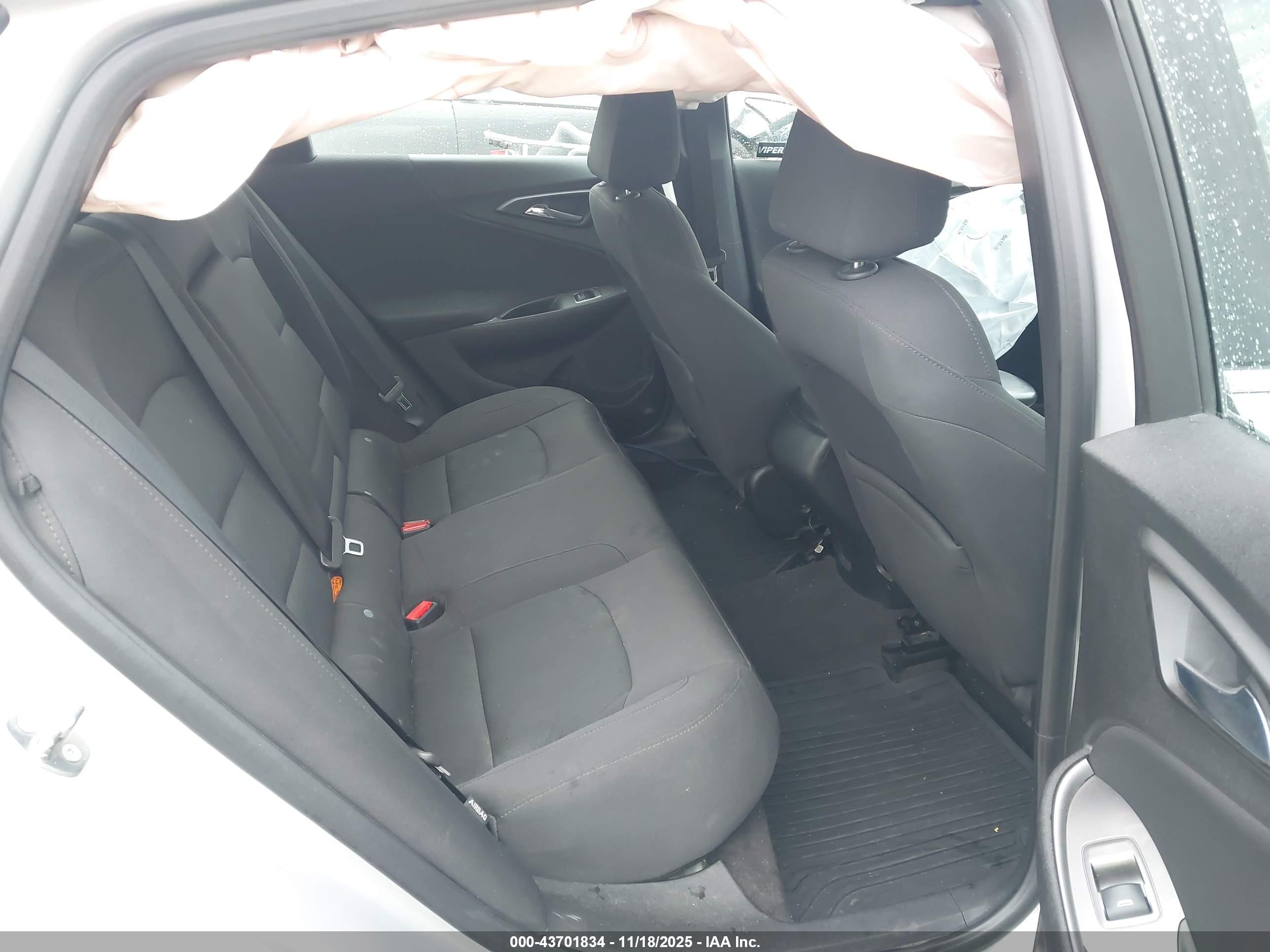 CHEVROLET MALIBU image 8