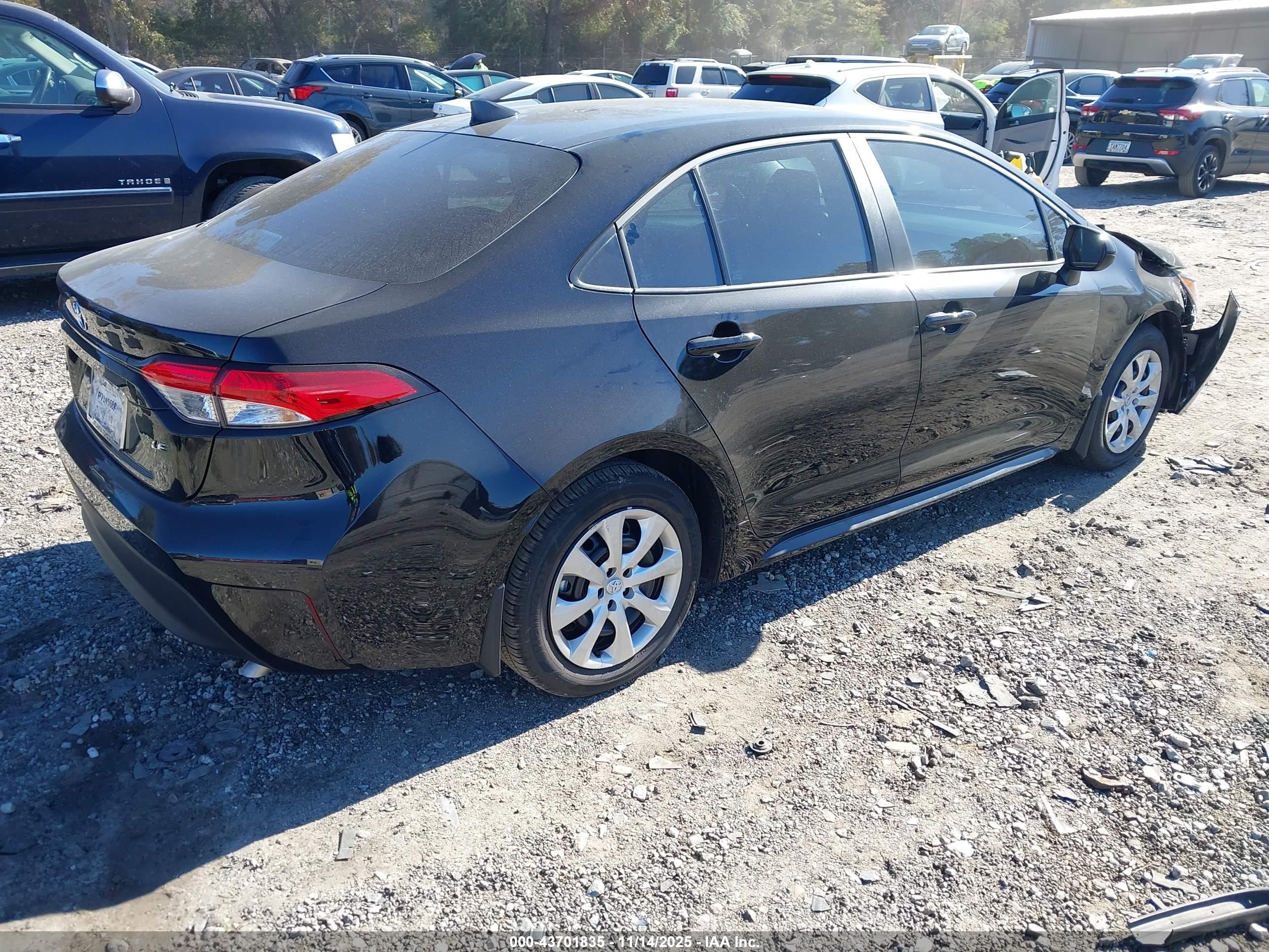 TOYOTA COROLLA image 4